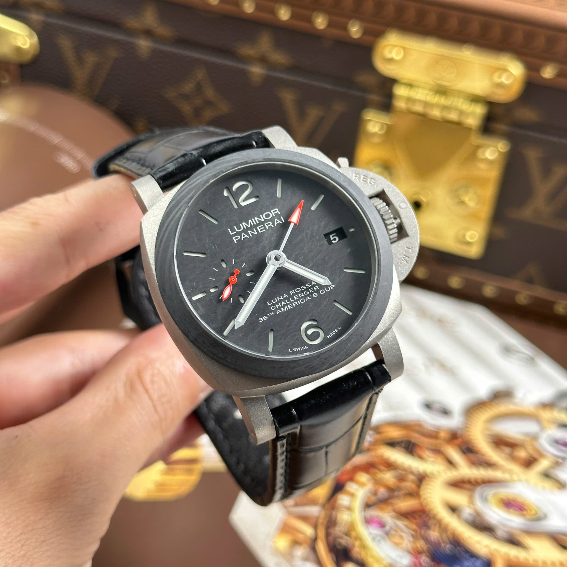 Panerai Luminor GMT PAM1096 Luxury Fake Wathes Automatic Movement Leather Strap VS Factory 42mm