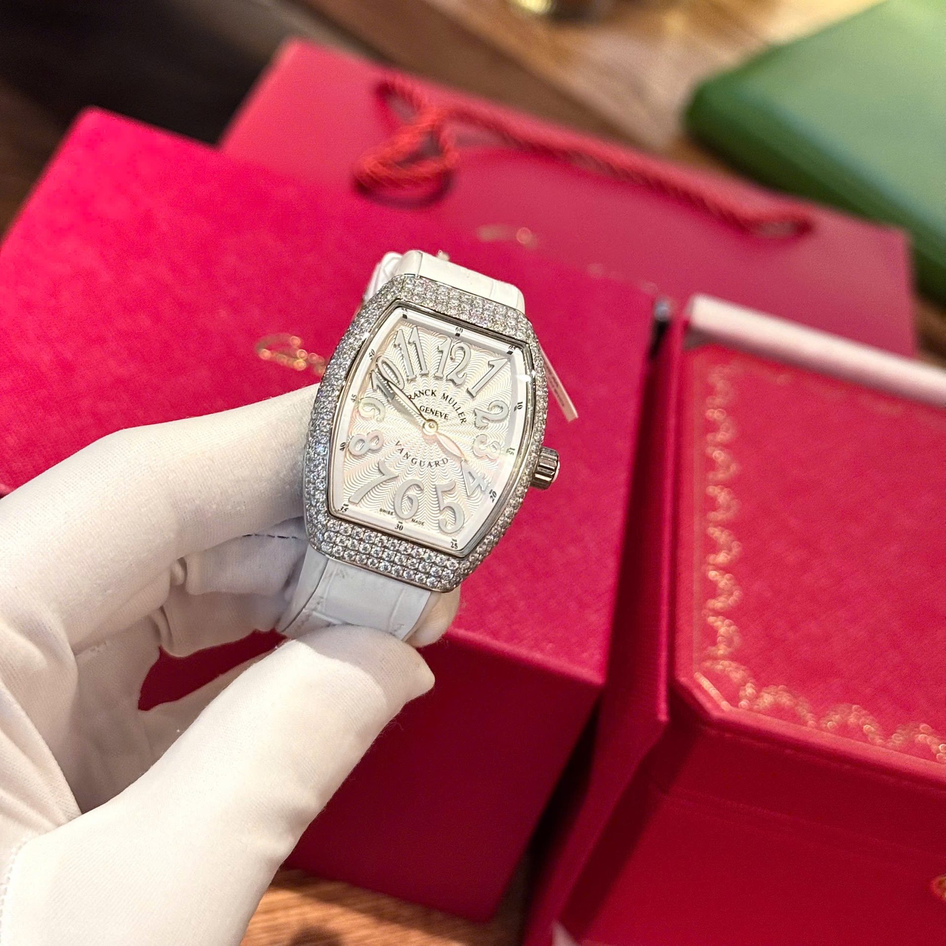 Franck Muller V32 White Dial Replica Watch Custom Diamonds Moissanite Hong Kong 36mm