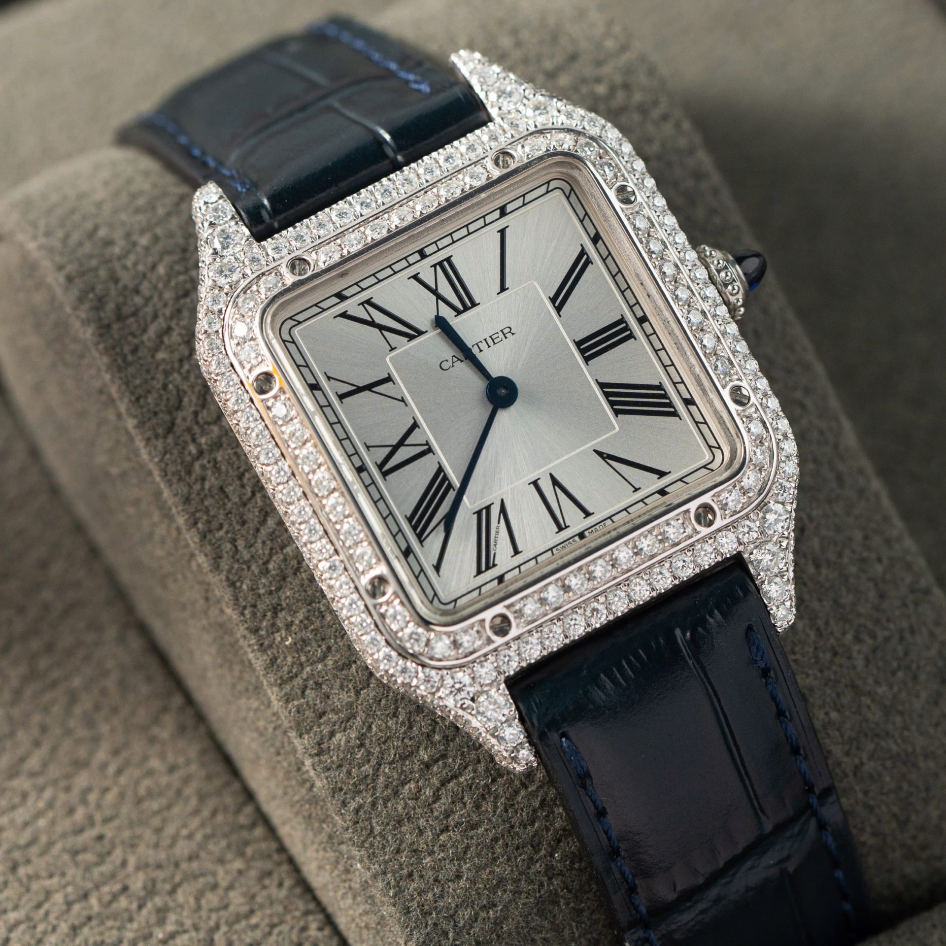 Cartier Replica 1:1 Watch Santos Dumont Large With Full Moissanite Diamond Hong Kong 42mm