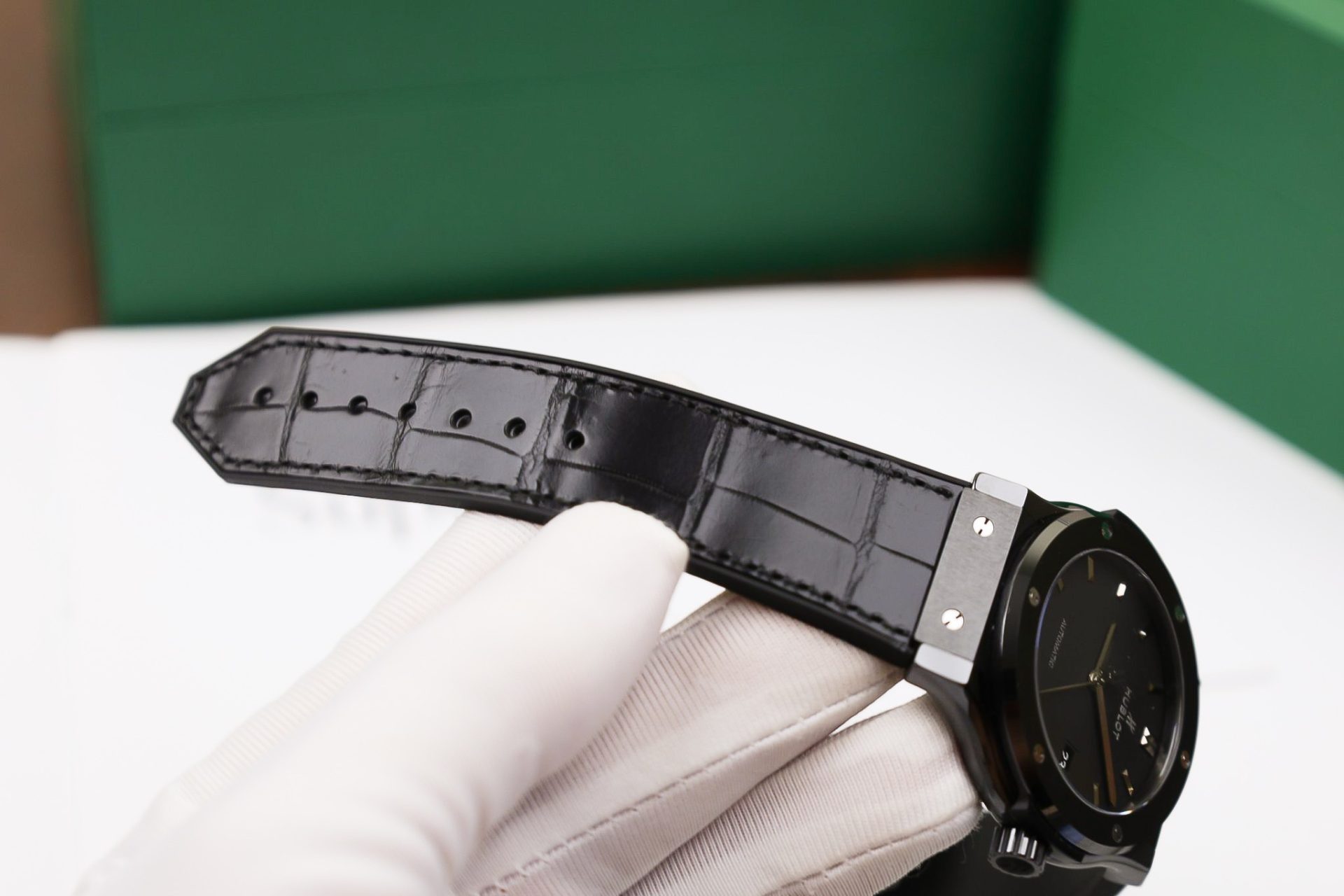 Hublot Replica 1:1 Watch Classic Fusion Black Ceramic SW300 Movement 42mm