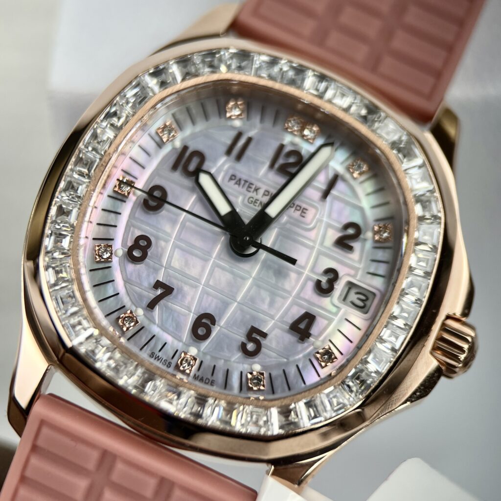 Patek Philippe Replica 11 Watch Aquanaut 5072R Gold Wrapped Moissanite Diamond 35.6mm