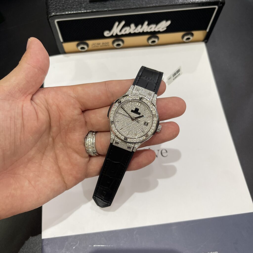 Hublot Replica 11 Watch Classic Fusion Full Diamond Moissanite 38mm