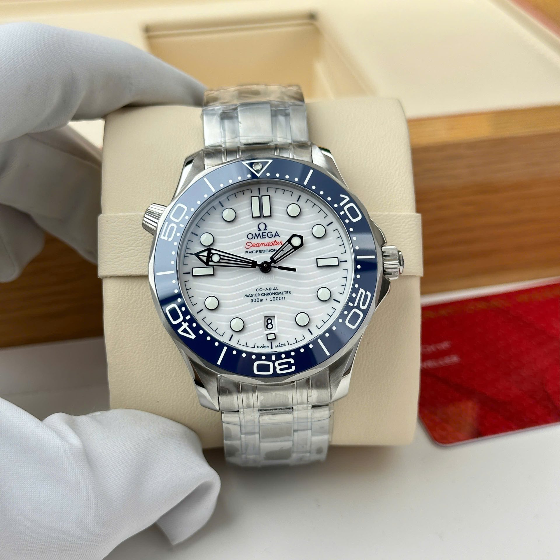 Omega Seamaster Diver 300M Luxury Fake Watches White Dial Automatic Movement VS Factory 42mm