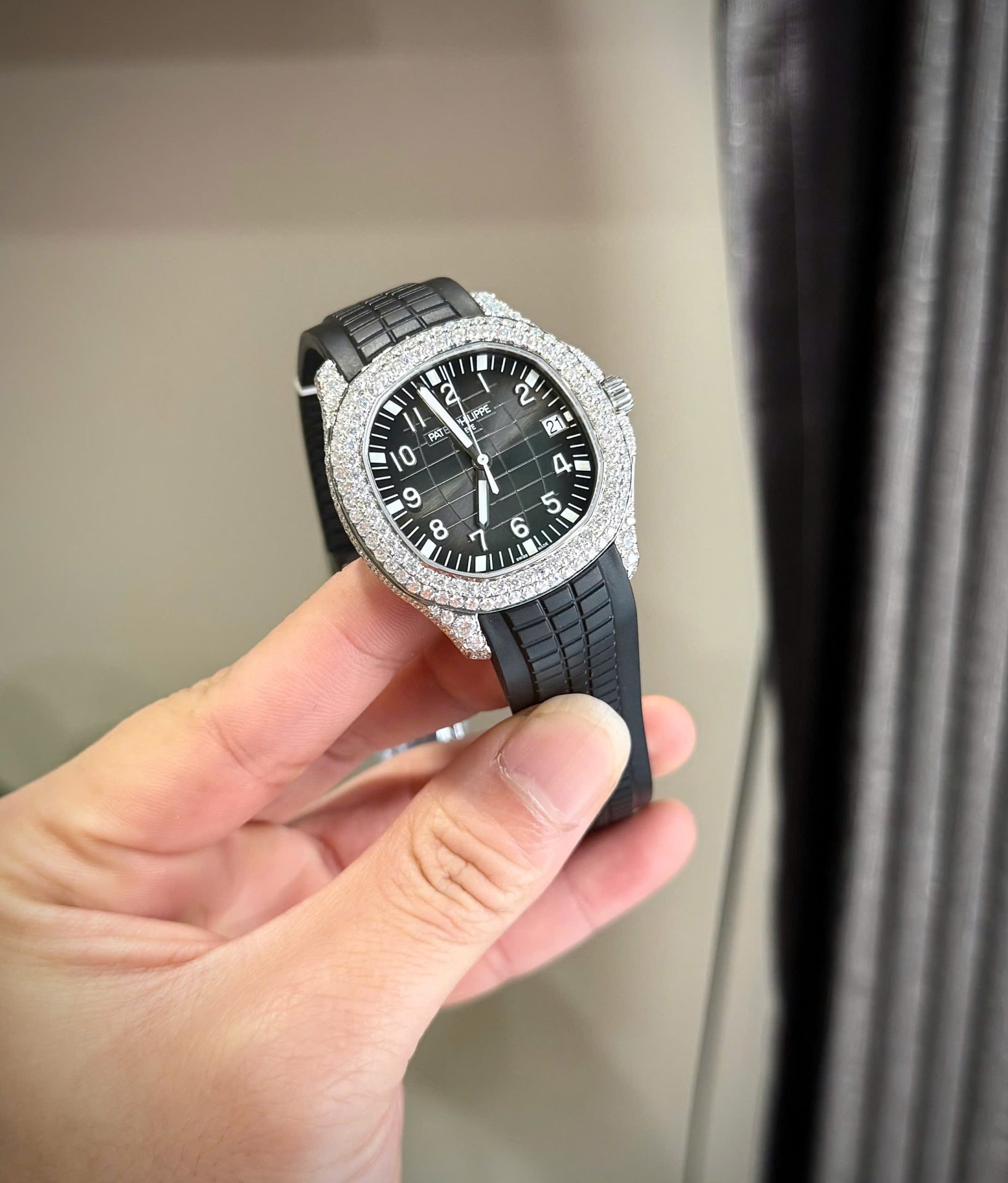 Patek Philippe Aquanaut 5167 Dial Gray Replica Watch Custom Moissanite Diamonds 40mm