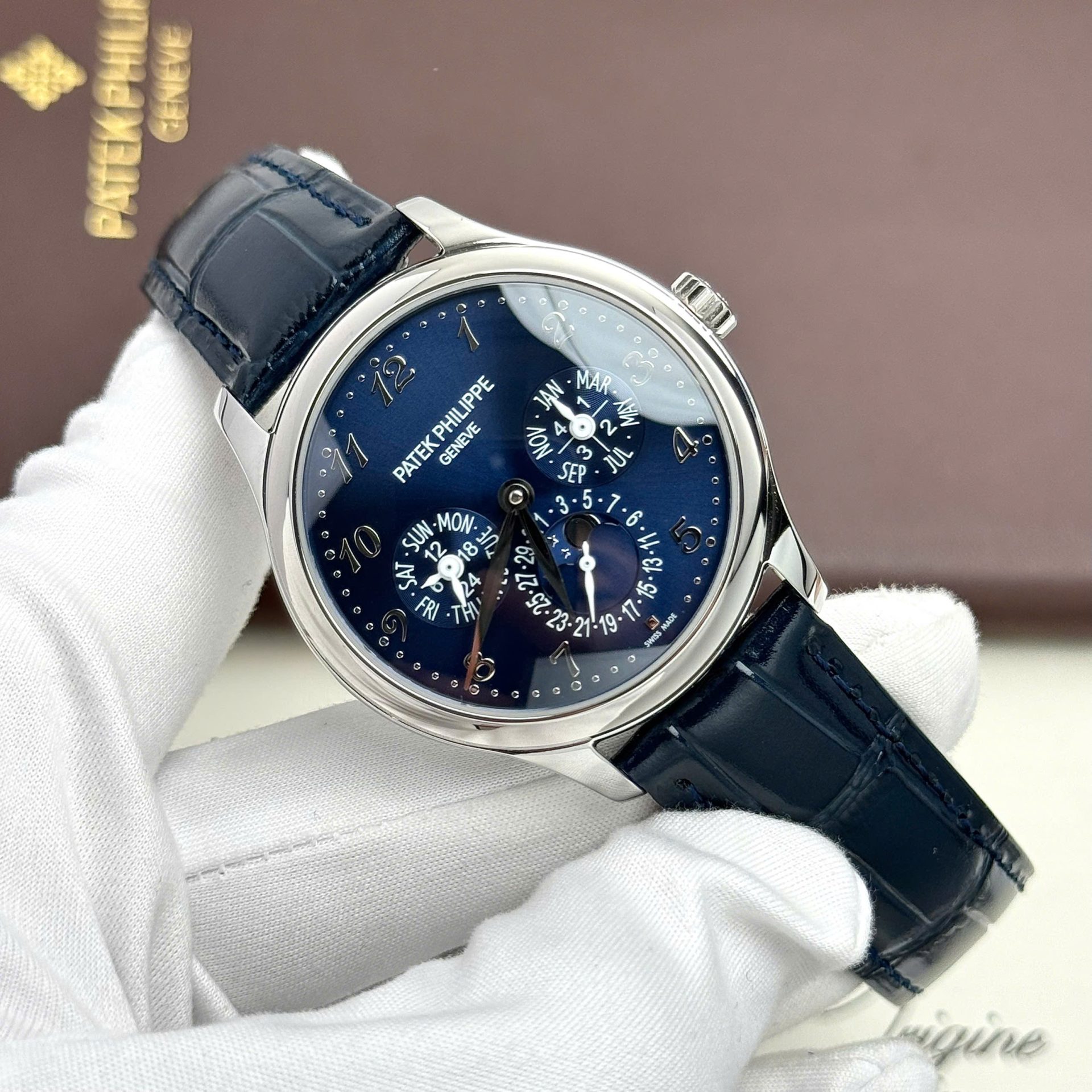 Patek Philippe Super Clone Watches Grand Complications 5327G Automatic Movement Blue Dial 40mm