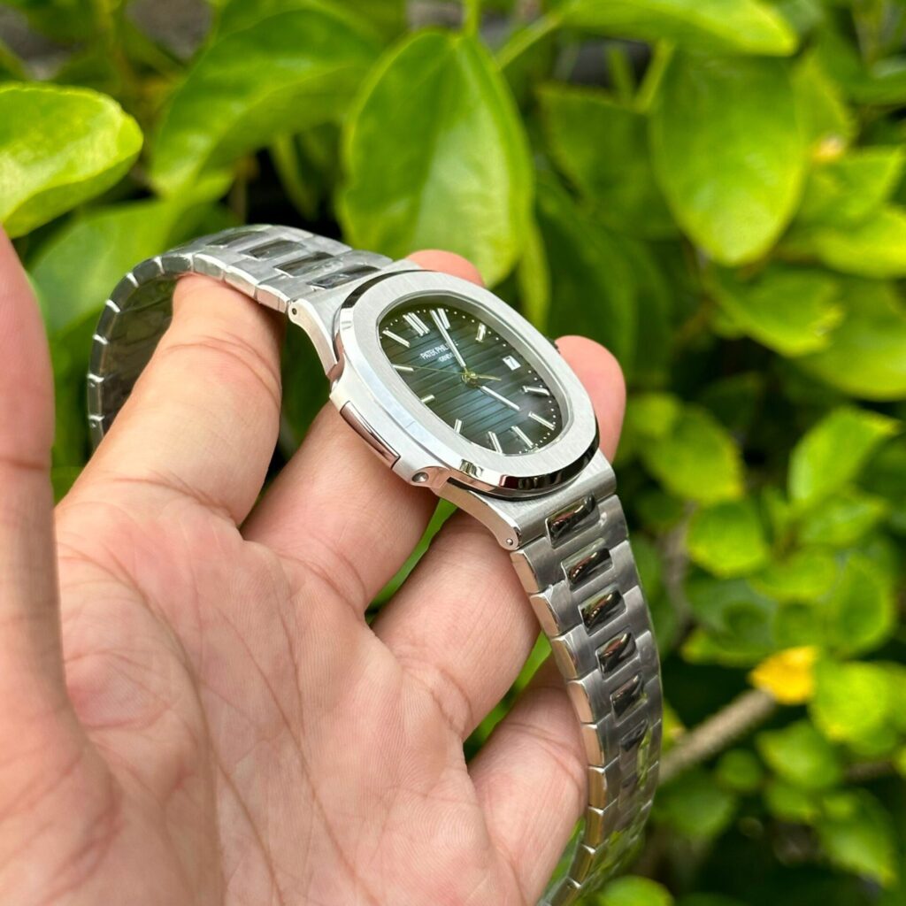 Patek Philippe Nautilus 5811 Replica 1:1 Watch High Grade Dial Factory 3K 41mm