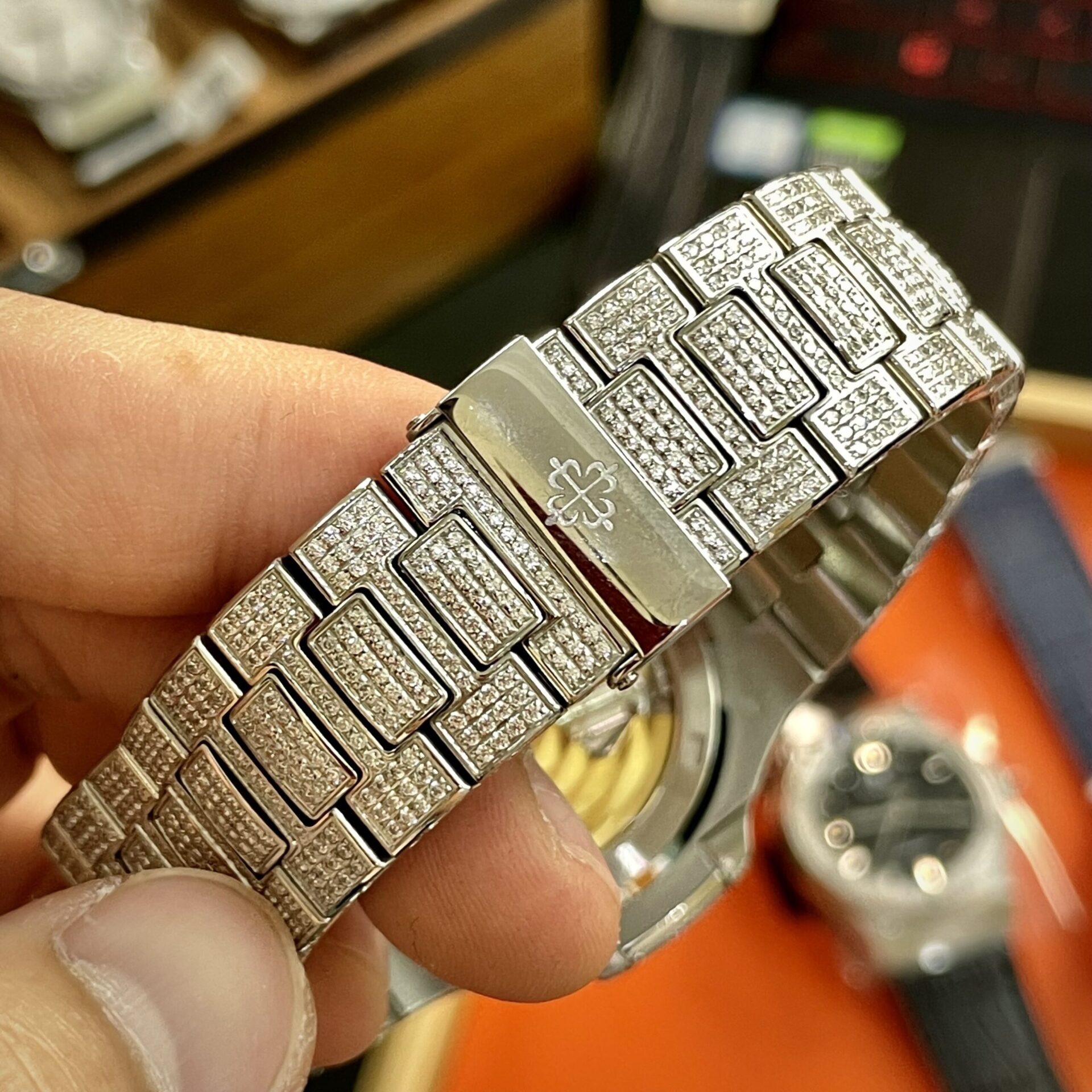 Patek Philippe Replica Watches Nautilus 5719 Full Diamonds PPF 40mm