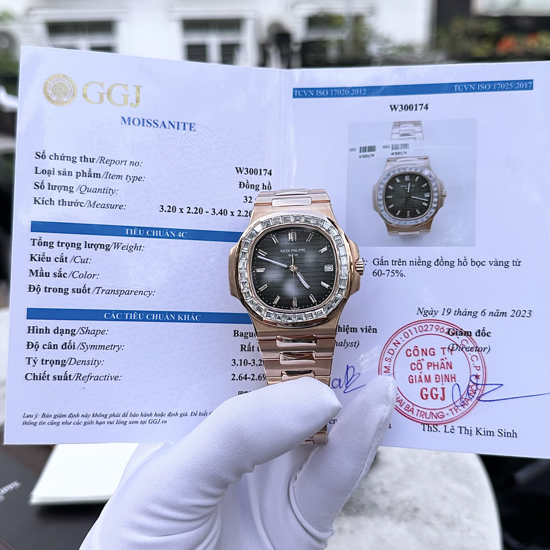 Patek Philippe Nautilus 5723 Gold Wrapped With Moissanite Baguette Diamonds 3K 40mm