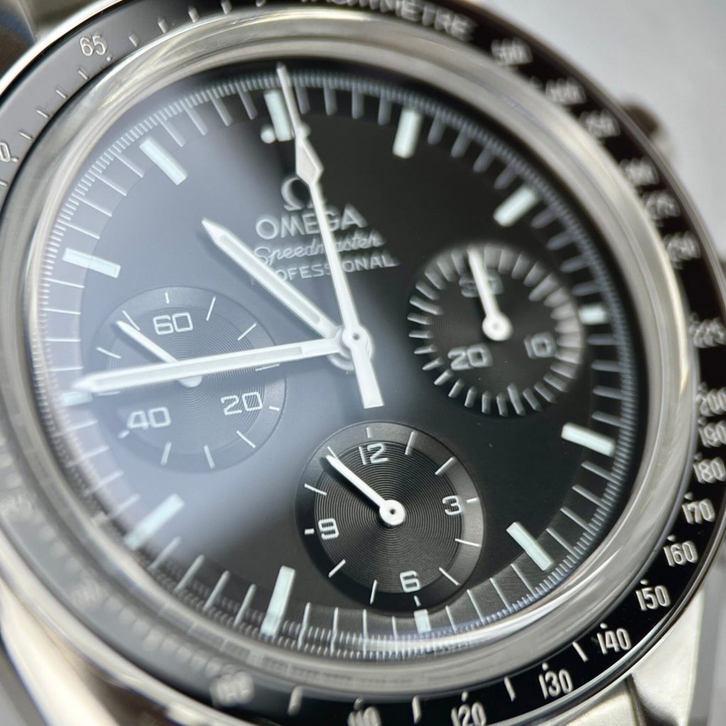 Omega SpeedMaster Moonwatch Chronograph Replica 11 Watches Black Dial 42mm