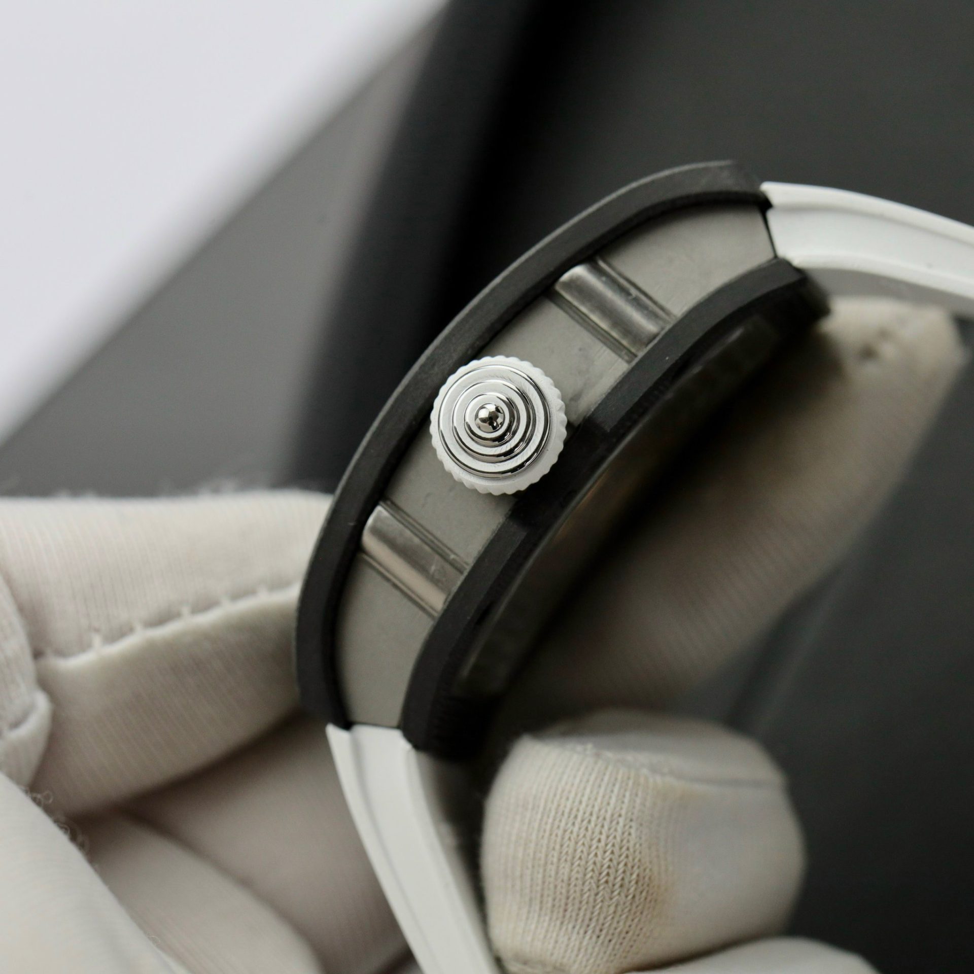 Richard Mille Replica 1:1 Watch RM07 Carbon White Rubber Strap Best Quality 36mm