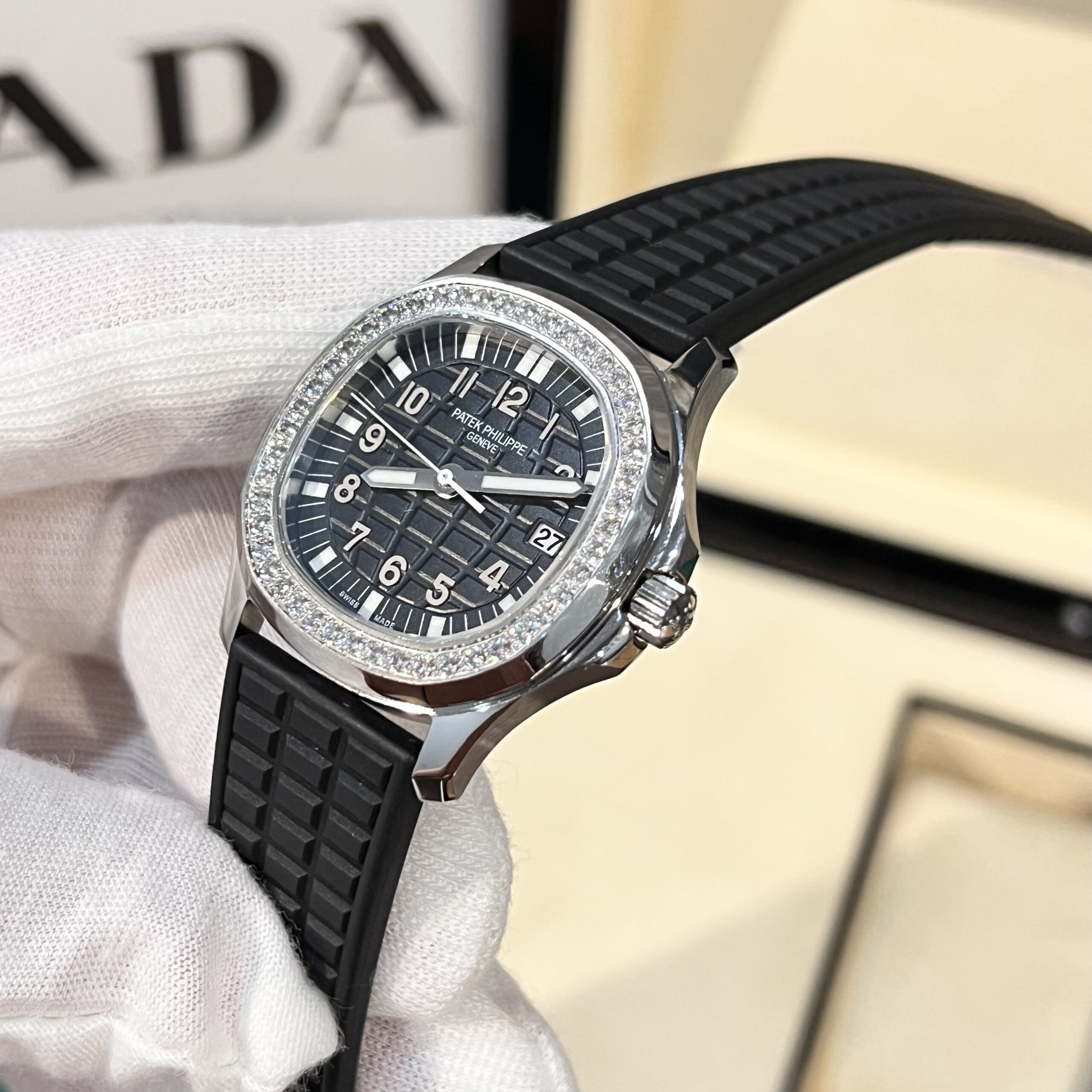 Patek Philippe Aquanaut 5067A Replica 1:1 Watch Black With Stone Bezel PPF 35.6mm