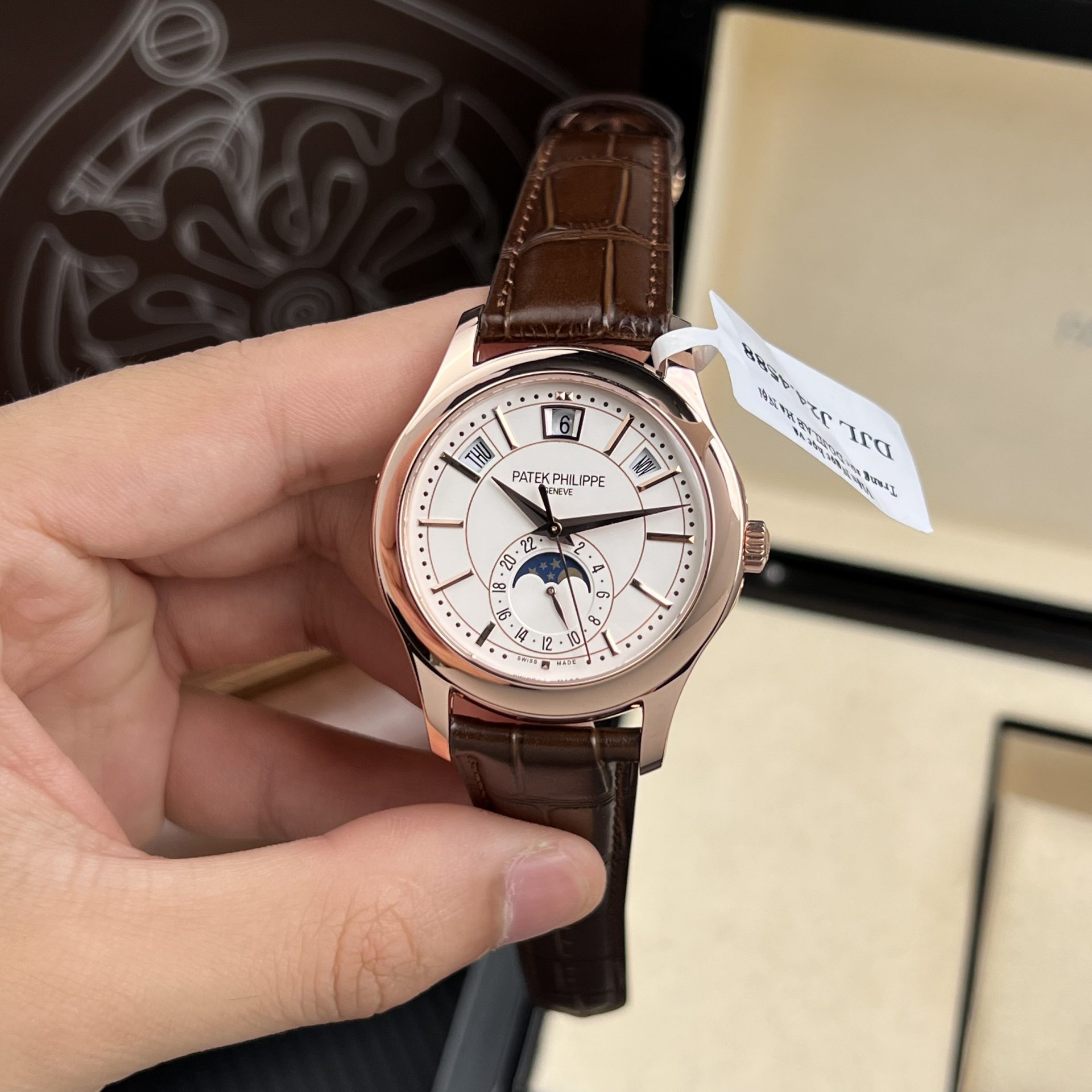 Patek Philippe Replica 1:1 Watch 5205R 18K Rose Gold Wrapped Men White Face 40mm