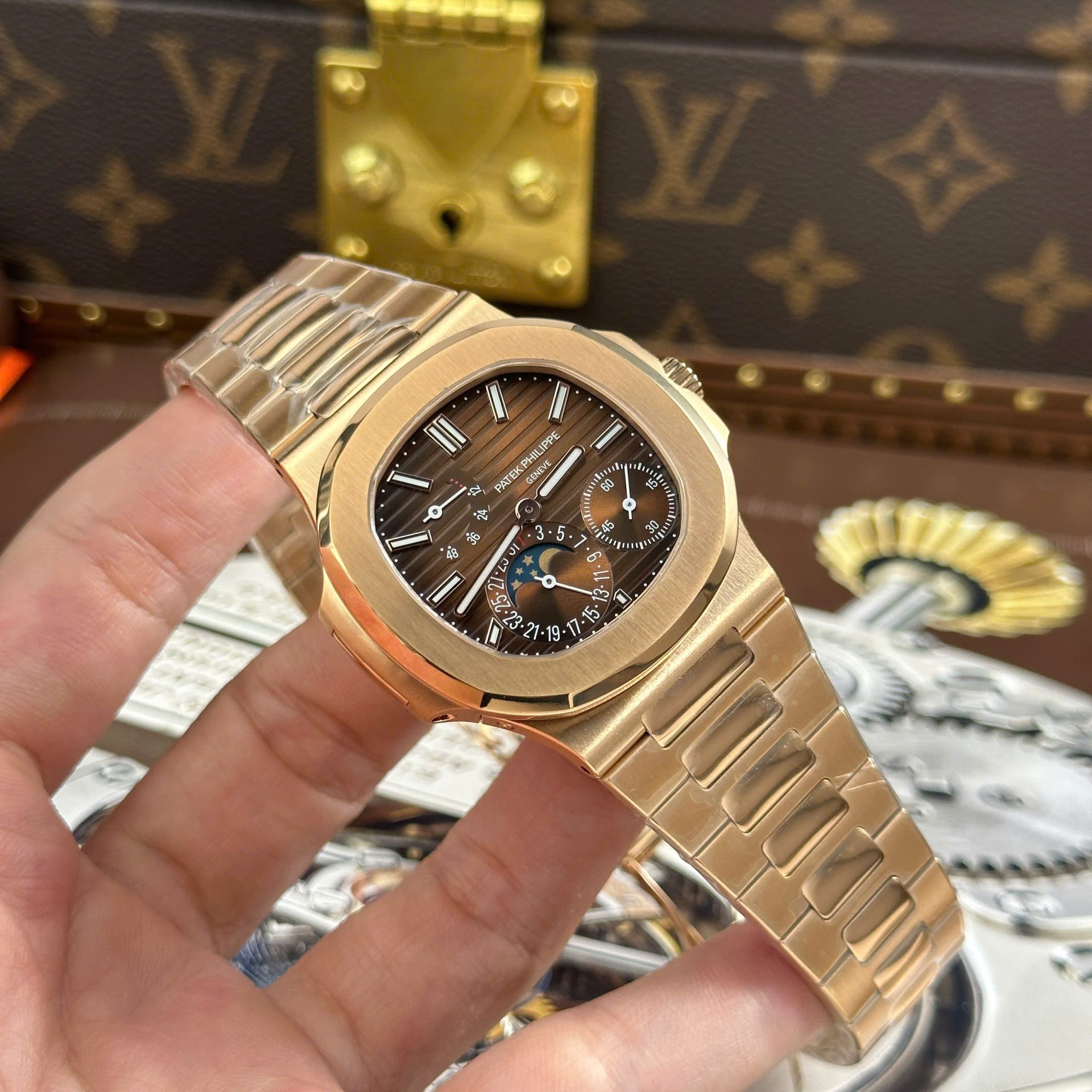 Patek Philippe Nautilus 5712R Knock Off Watches Brown Dial Metal Wire PPF Factory Version 3 40mm