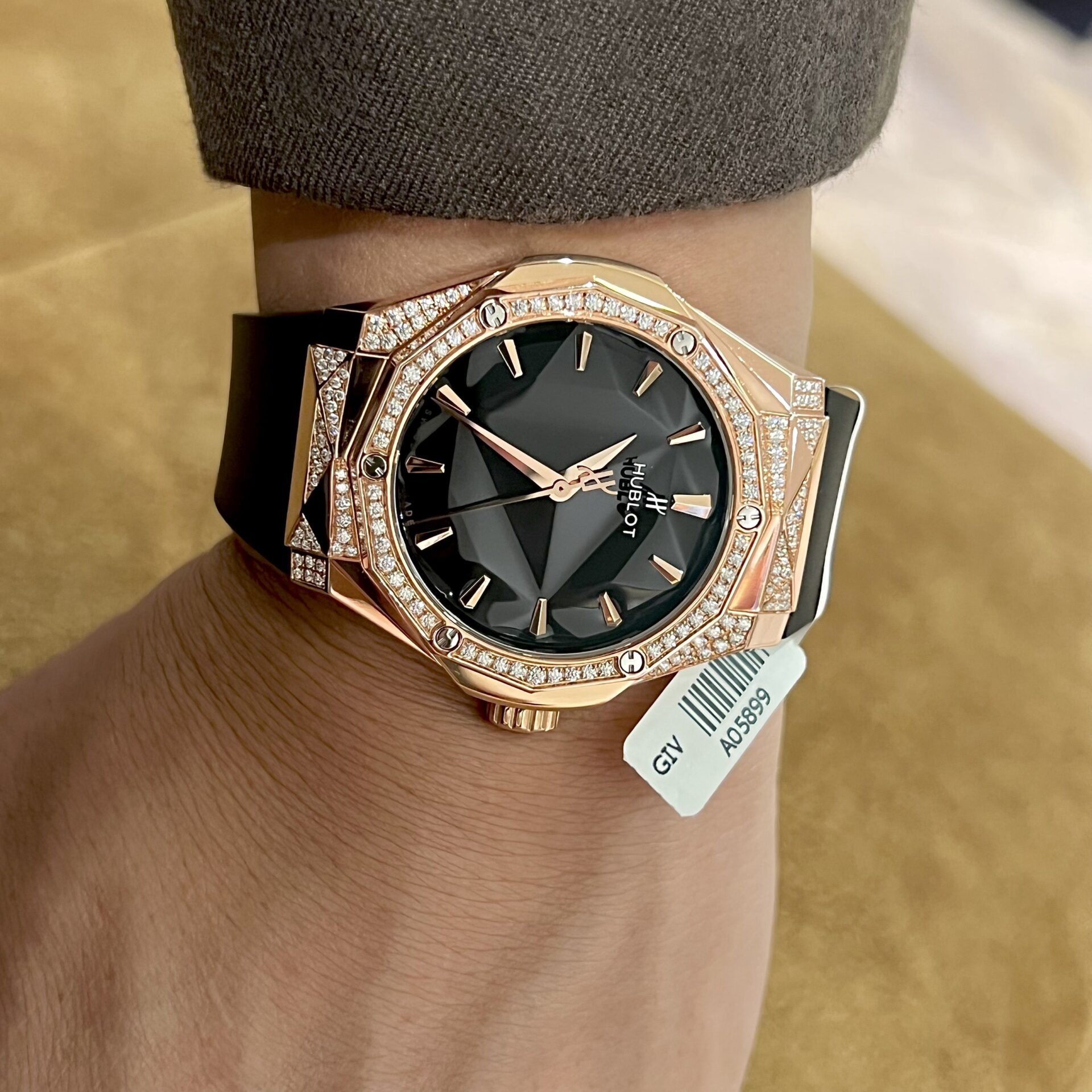 Hublot Replica 1:1 Watch Orlinski King Gold Demi With Moissanite Diamond 40mm