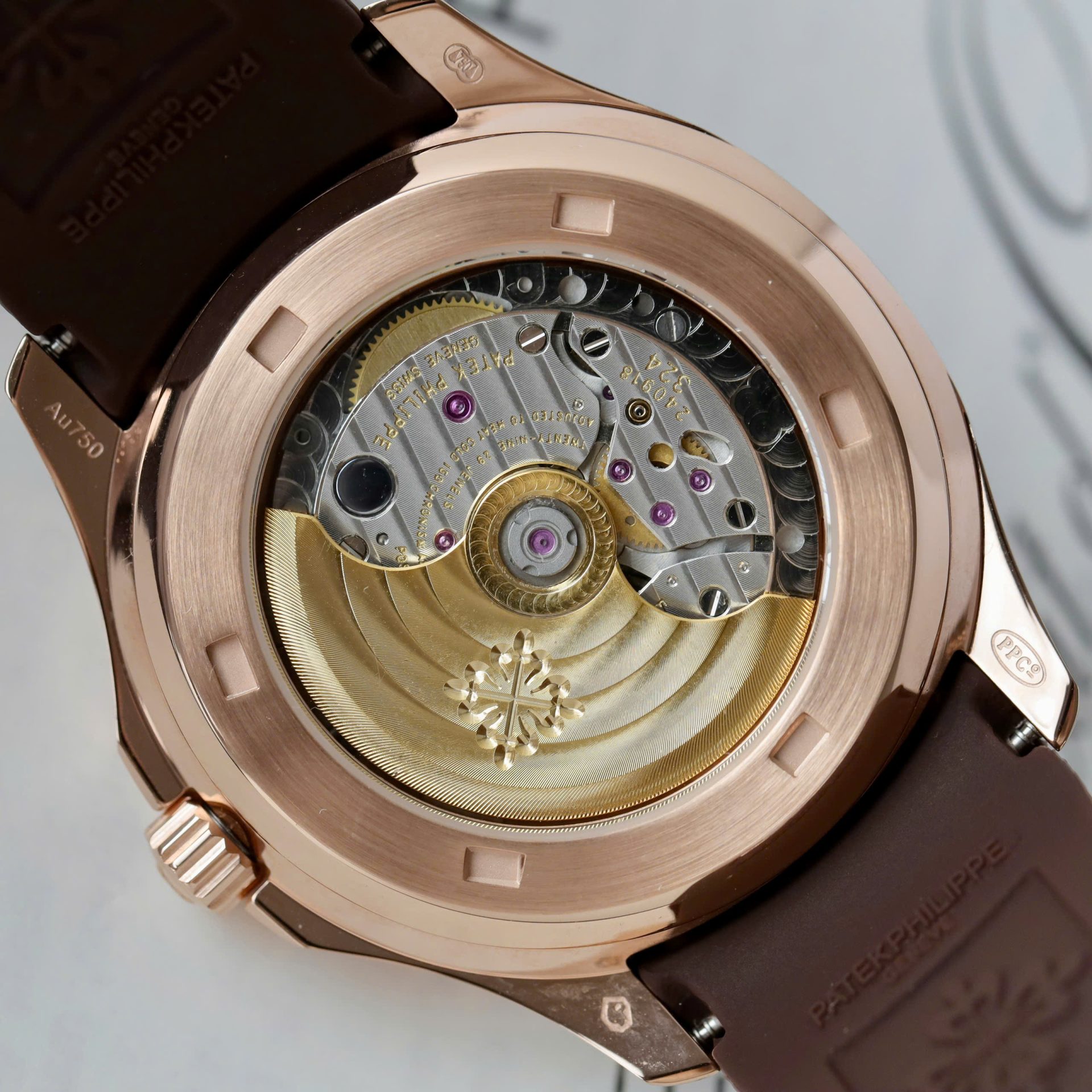 Patek Philippe Best Replica Watch Aquanaut 5261R Automatic Swiss Movement Chocolate Dial 40mm