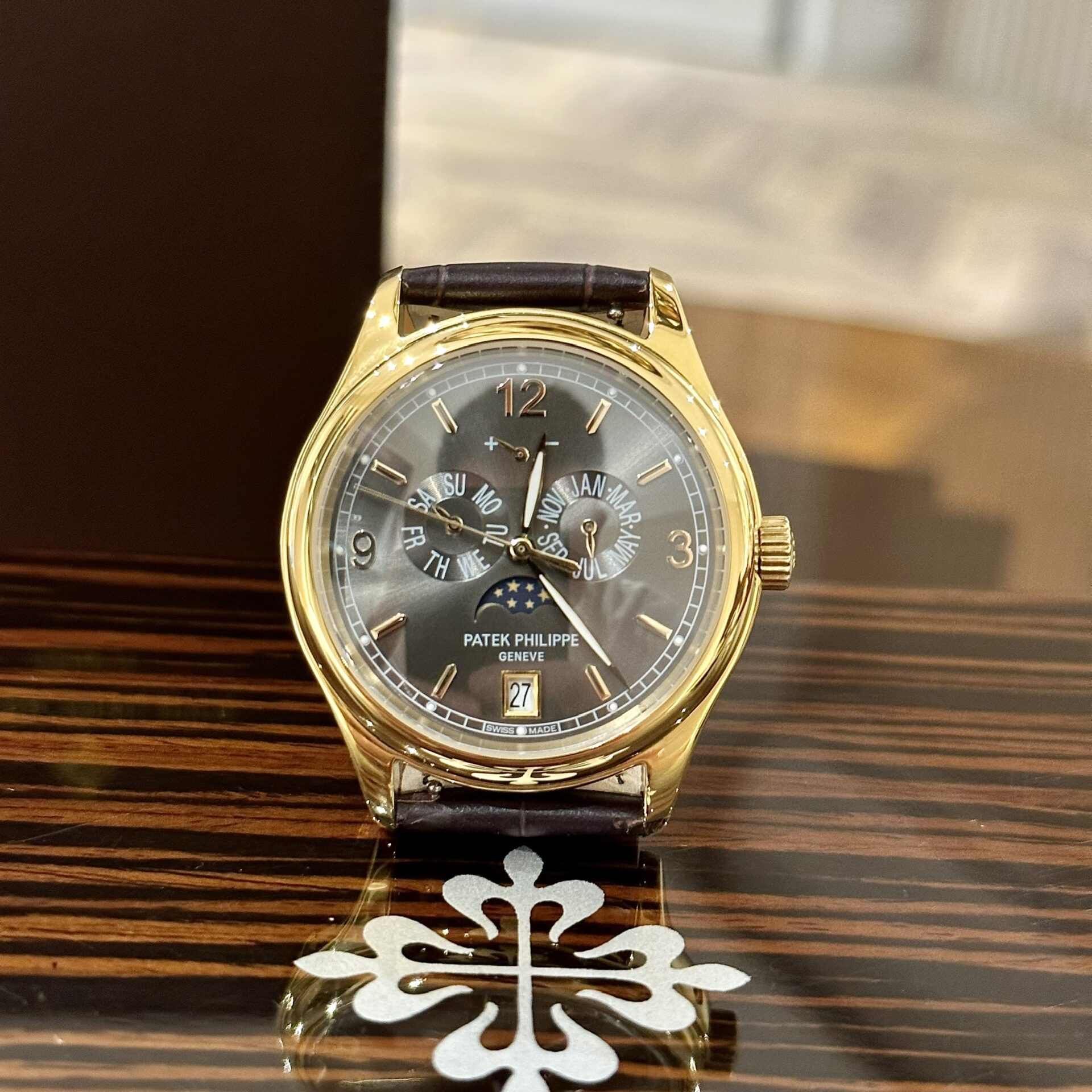 Patek Philippe Replica Watch Complications 5146 Gold Plated leather Strap 40mm