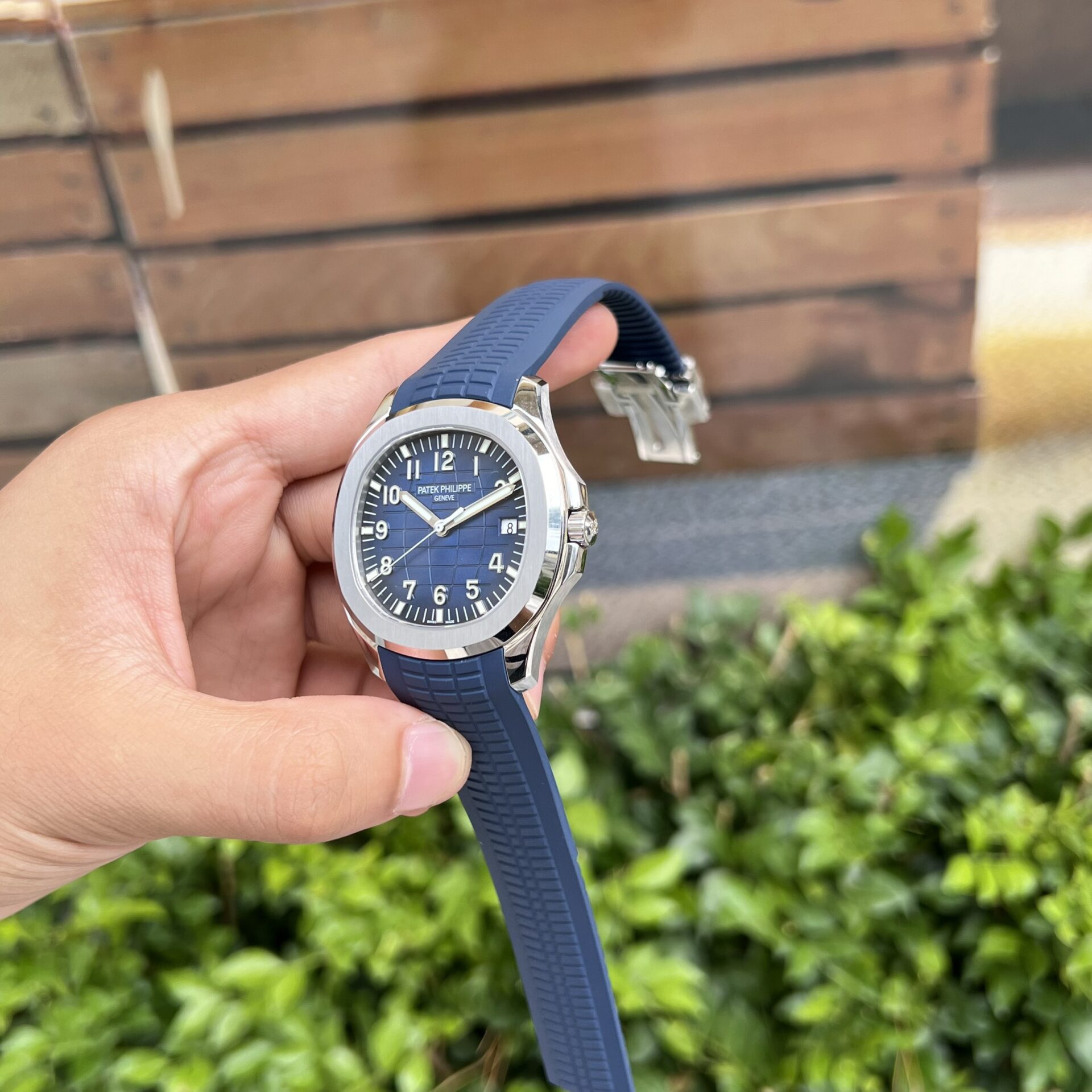 Patek Philippe Replica 1:1 Watch Aquanaut 5168G Blue Dial Rubber Strap 42mm