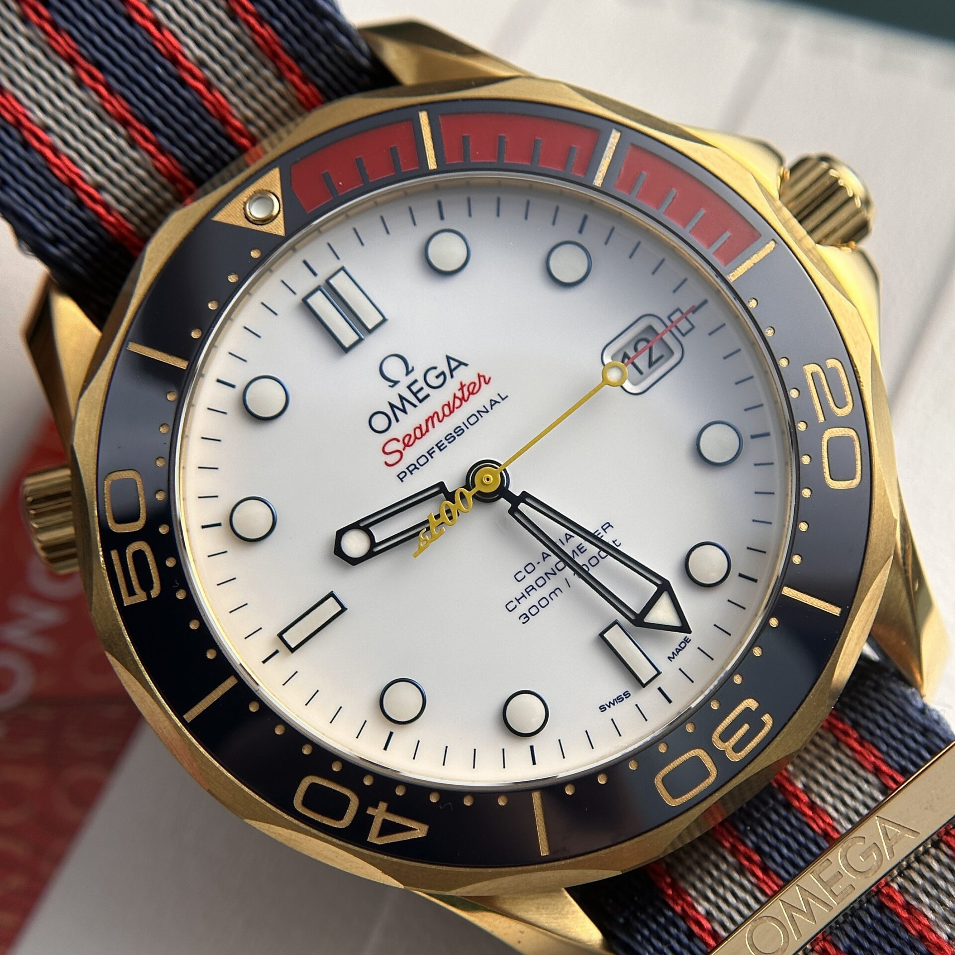 Omega Replica Watch Seamaster Diver 300M 007 Edition Nato Fabric Strap 42mm