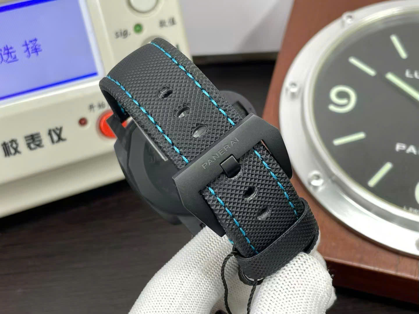 Panerai Good Imitation Watches Luminor Marina Carbotech™ PAM02661 VS Factory Men s 44mm