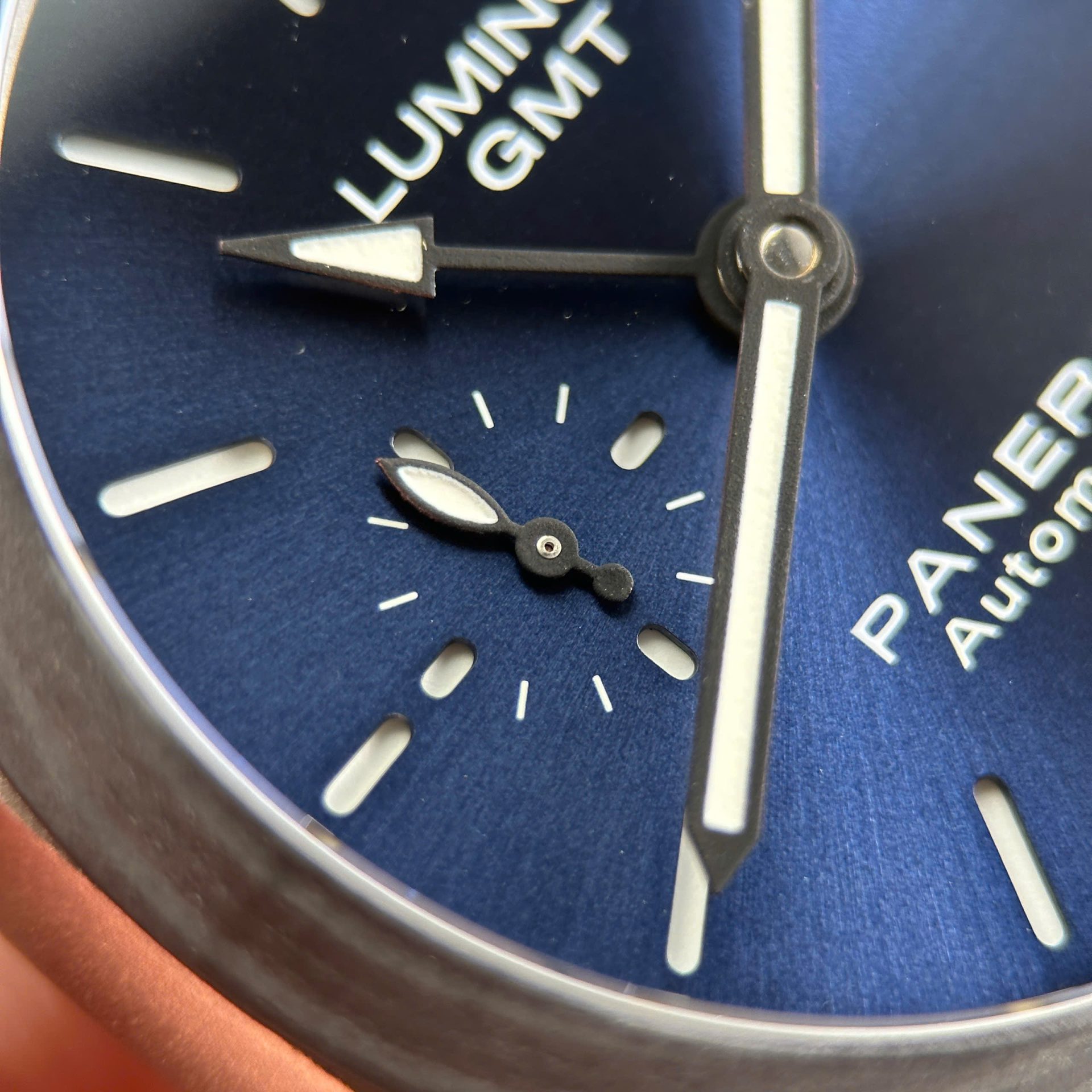 Panerai Luminor GMT PAM1279 Replica Watches Automatic Movement Leather Strap VS Factory 42mm