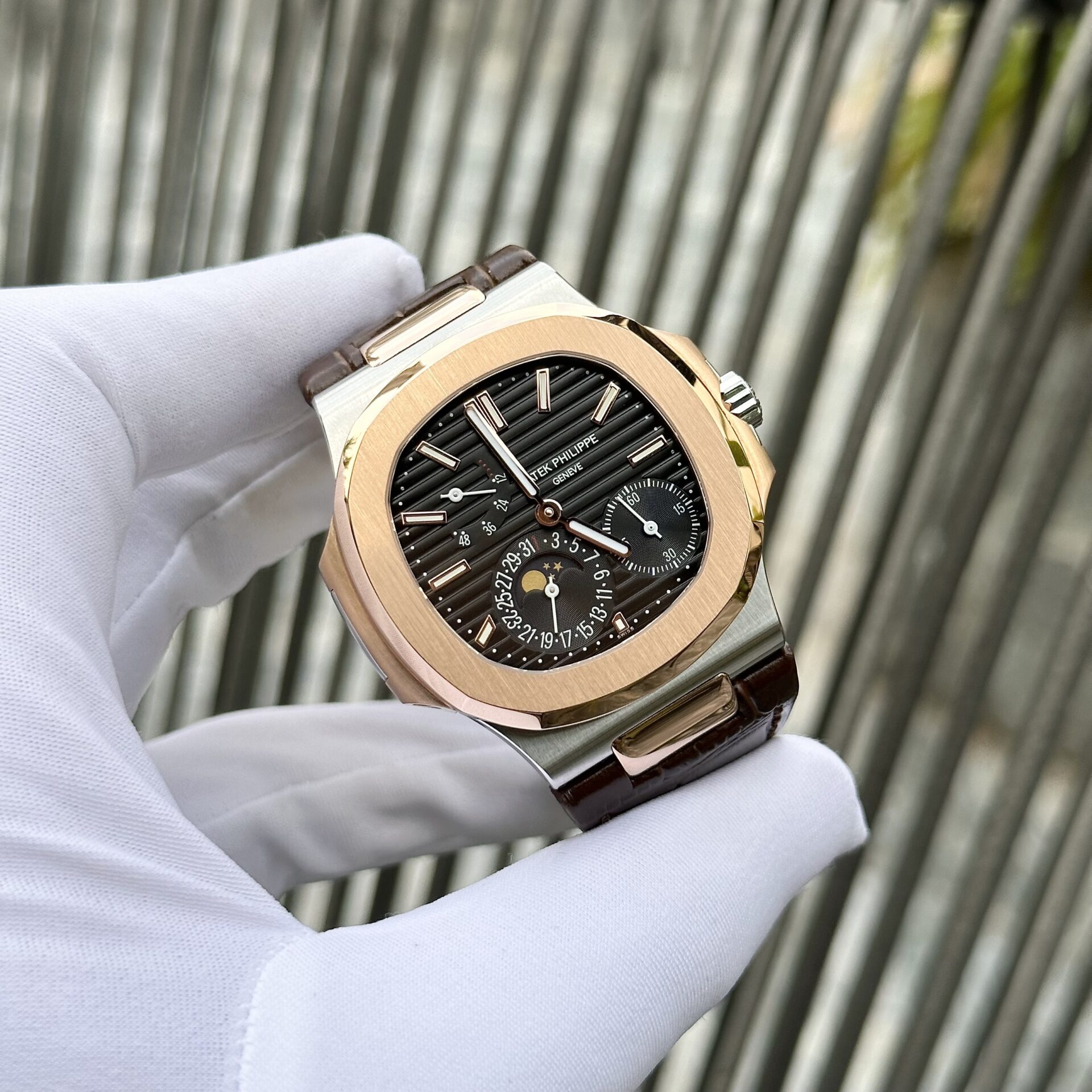 Patek Philippe Nautilus 5712 Demi Rose Plated Leather Strap Rep 11 Watch Factory GR 40mm