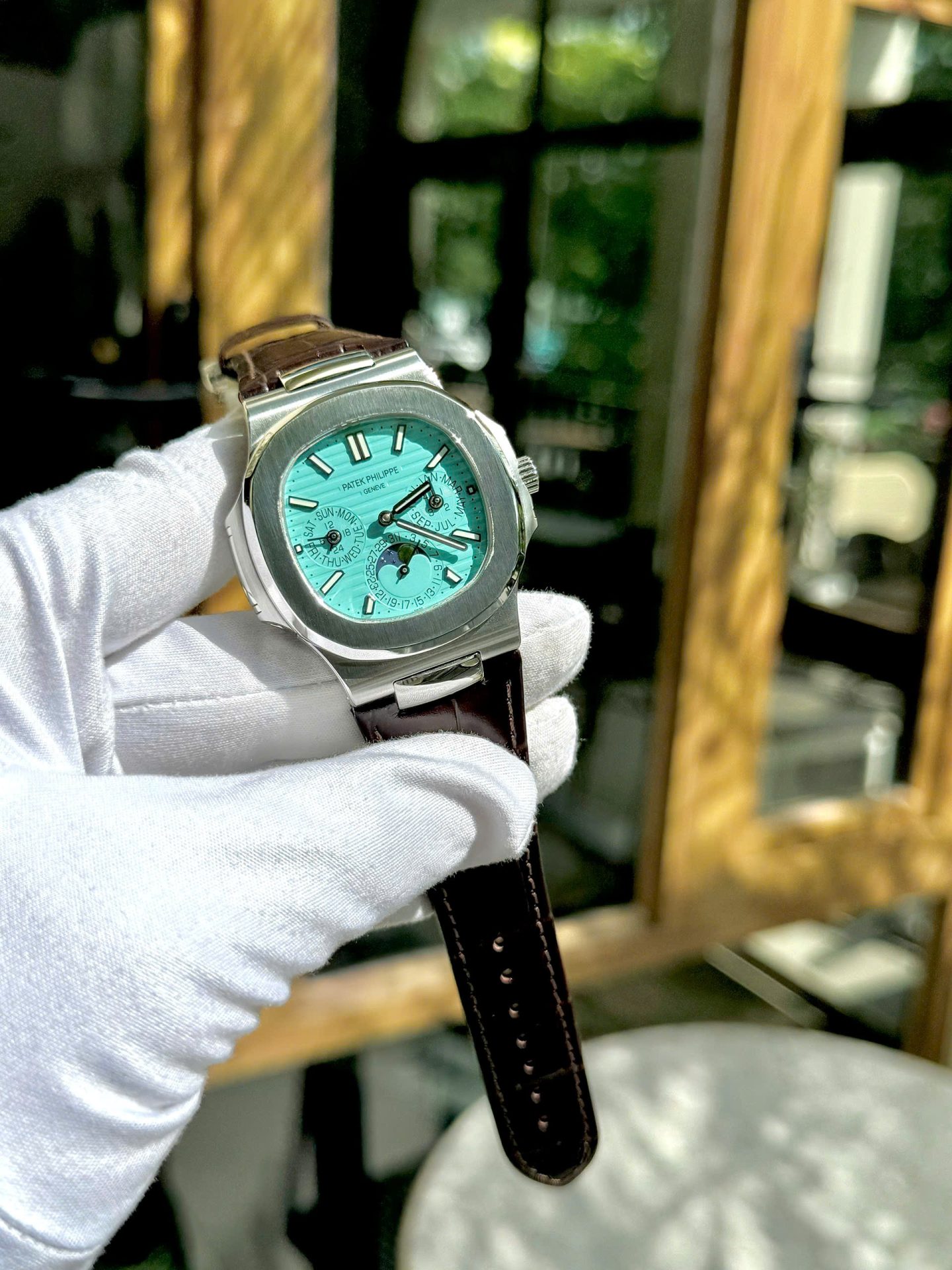 Patek Philippe High End Watch Replicas Nautilus 5740G Tiffany   Automatic Swiss Movement 40mm