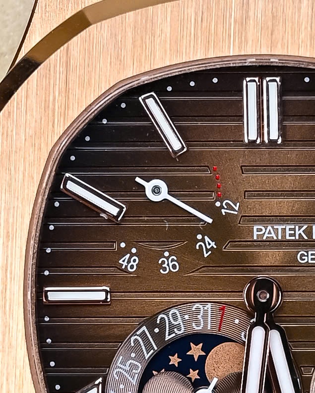 Patek Philippe Replica 1:1 Watch Nautilus 5712R 18K Solid Gold 40mm