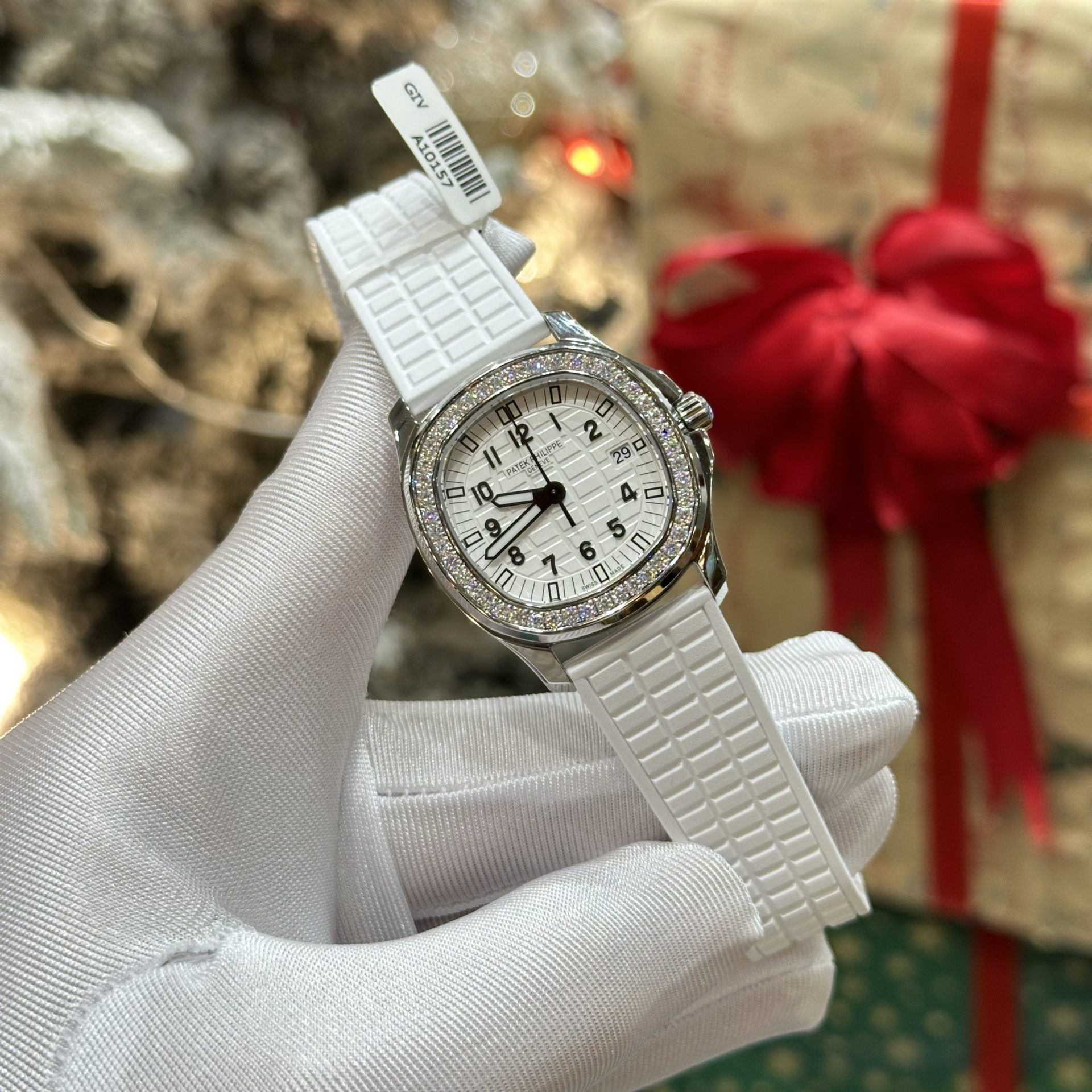 Patek Philippe Replica 1:1 Watch Aquanaut 5067A With Moissanite Diamond 35.6mm