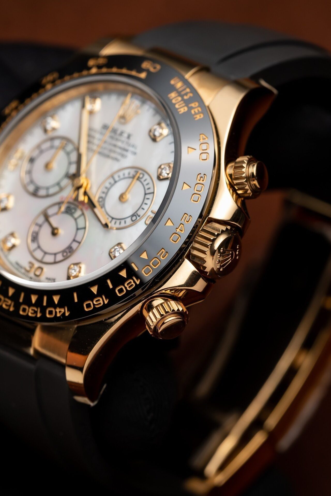 Rolex Daytona 116518 White Mother of Pearl Dial Rep 11 Watch With Moissanite Diamond Clean Factory 40mm