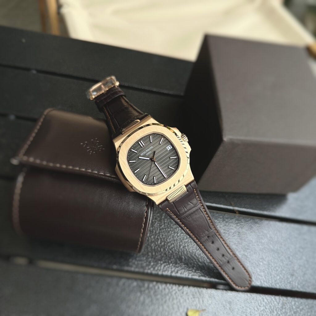 Patek Philippe Nautilus 5711 Rose Gold Grey Dial Replica 1:1 Watch Factory 3K 40mm