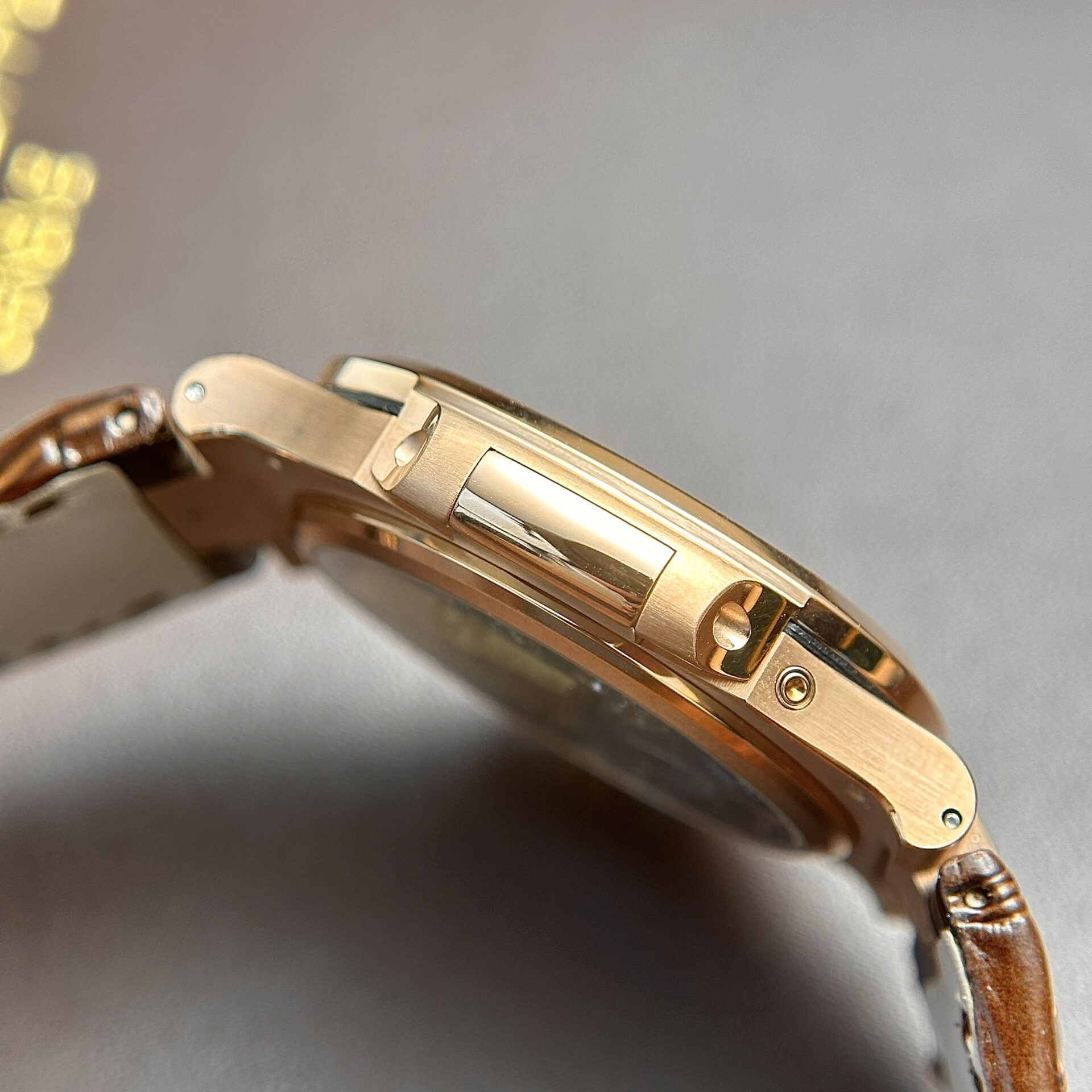 Patek Philippe 5724R Replica Watch Gray Dial Leather Strap Factory GR 40mm