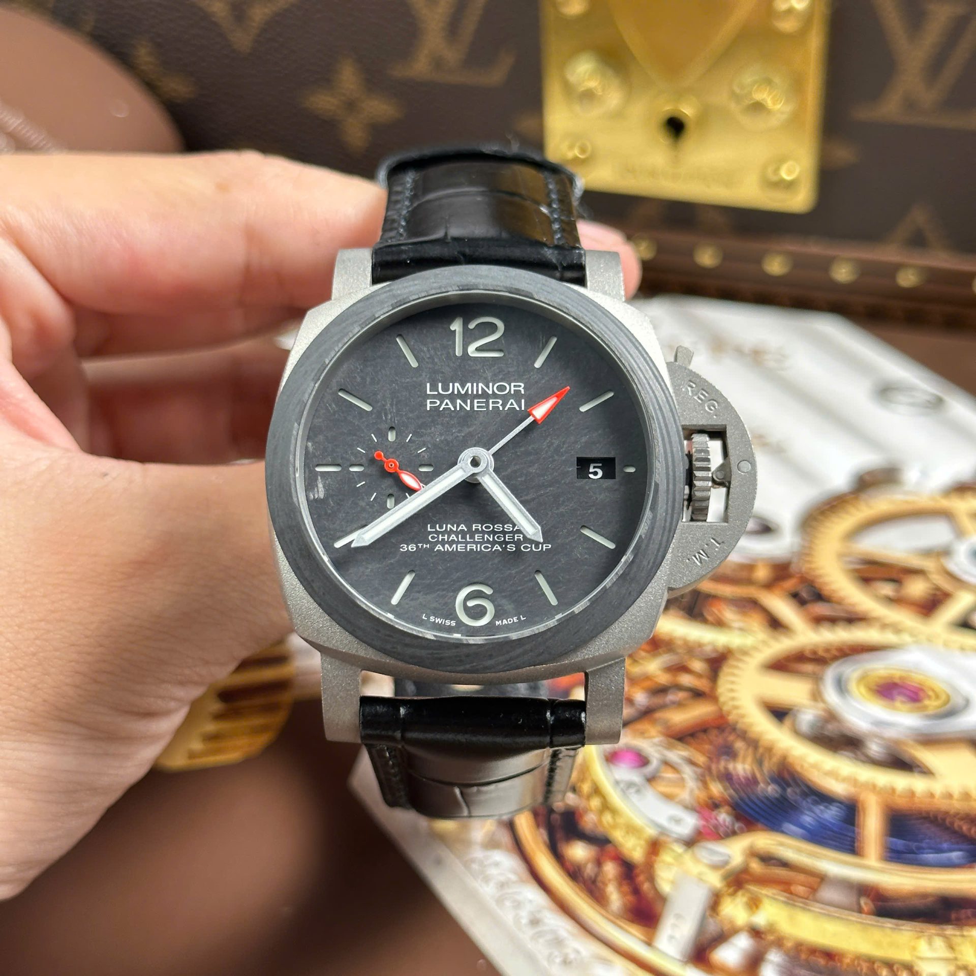 Panerai Luminor GMT PAM1096 Luxury Fake Wathes Automatic Movement Leather Strap VS Factory 42mm