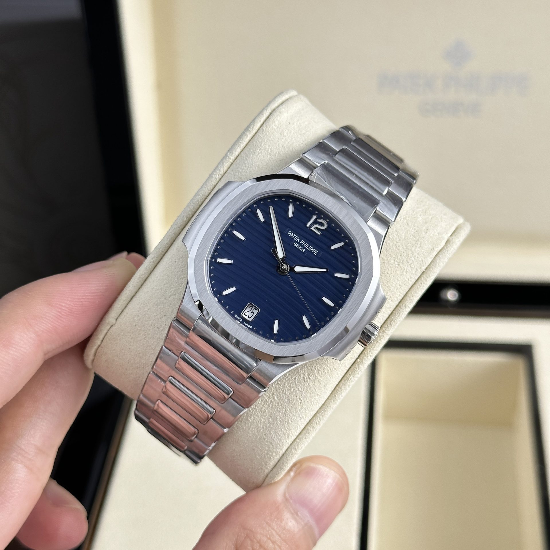 Patek Philippe Replica 11 Watch Women s Nautilus 7118 Blue Dial 3K Factory 35.2mm