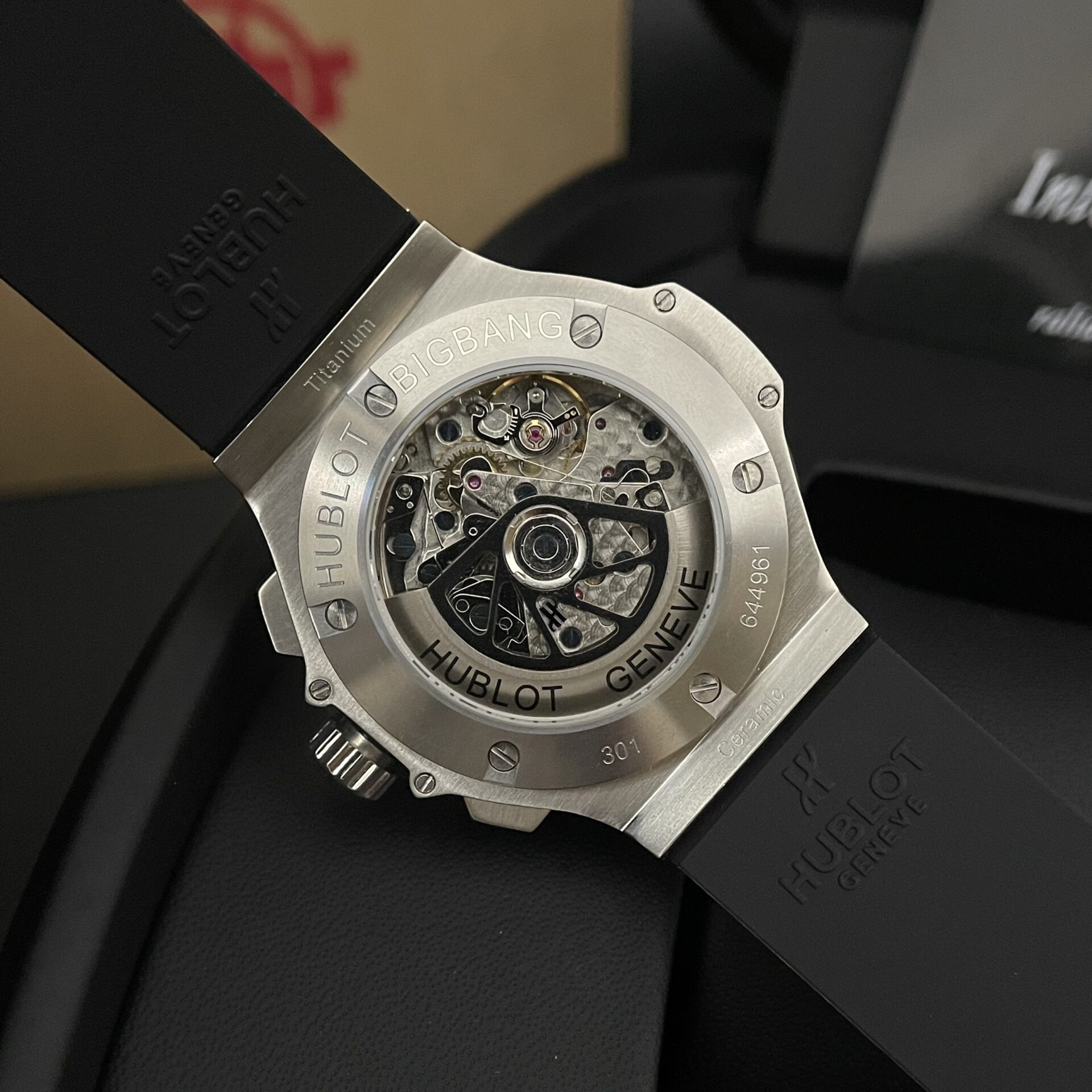 Hublot Big Bang Men s High Quality Replica Diamond Watch Rubber Strap 44mm