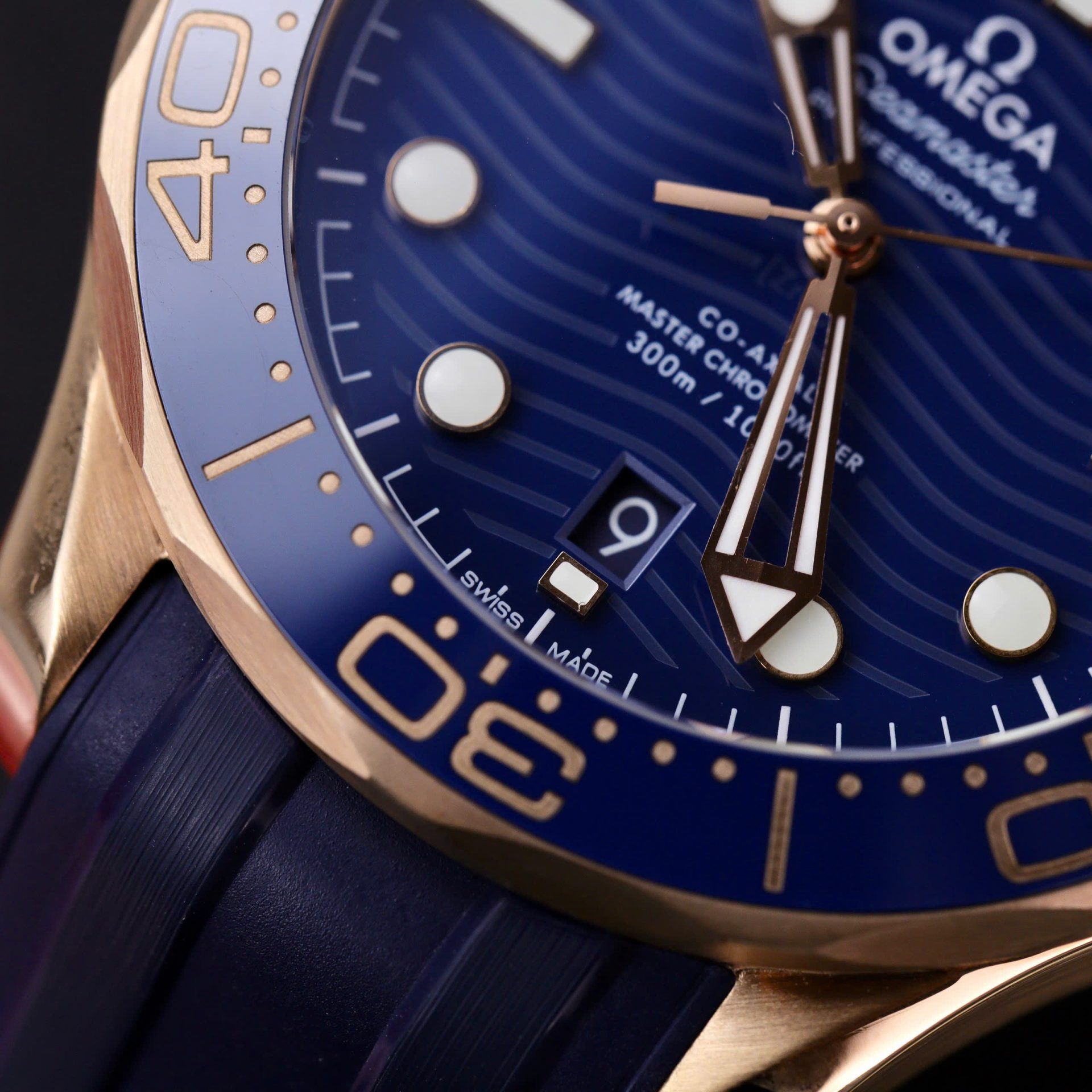 Omega Seamaster Diver 300M Good Imitation Watches Blue Dial Rubber Strap VS Factory 42mm