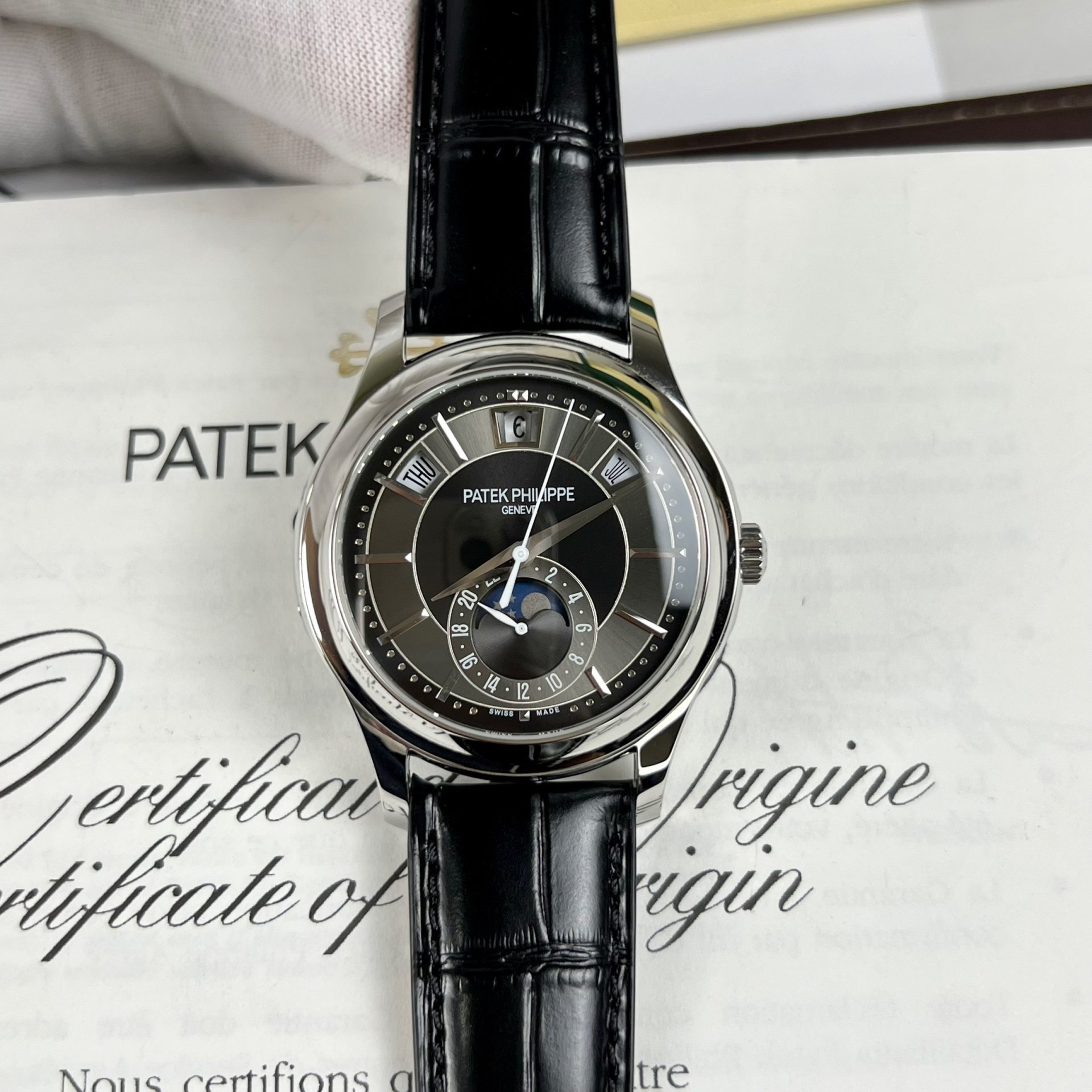 Patek Philippe Complications 5205G Replica Watches Best Quality Leather Strap 40mm