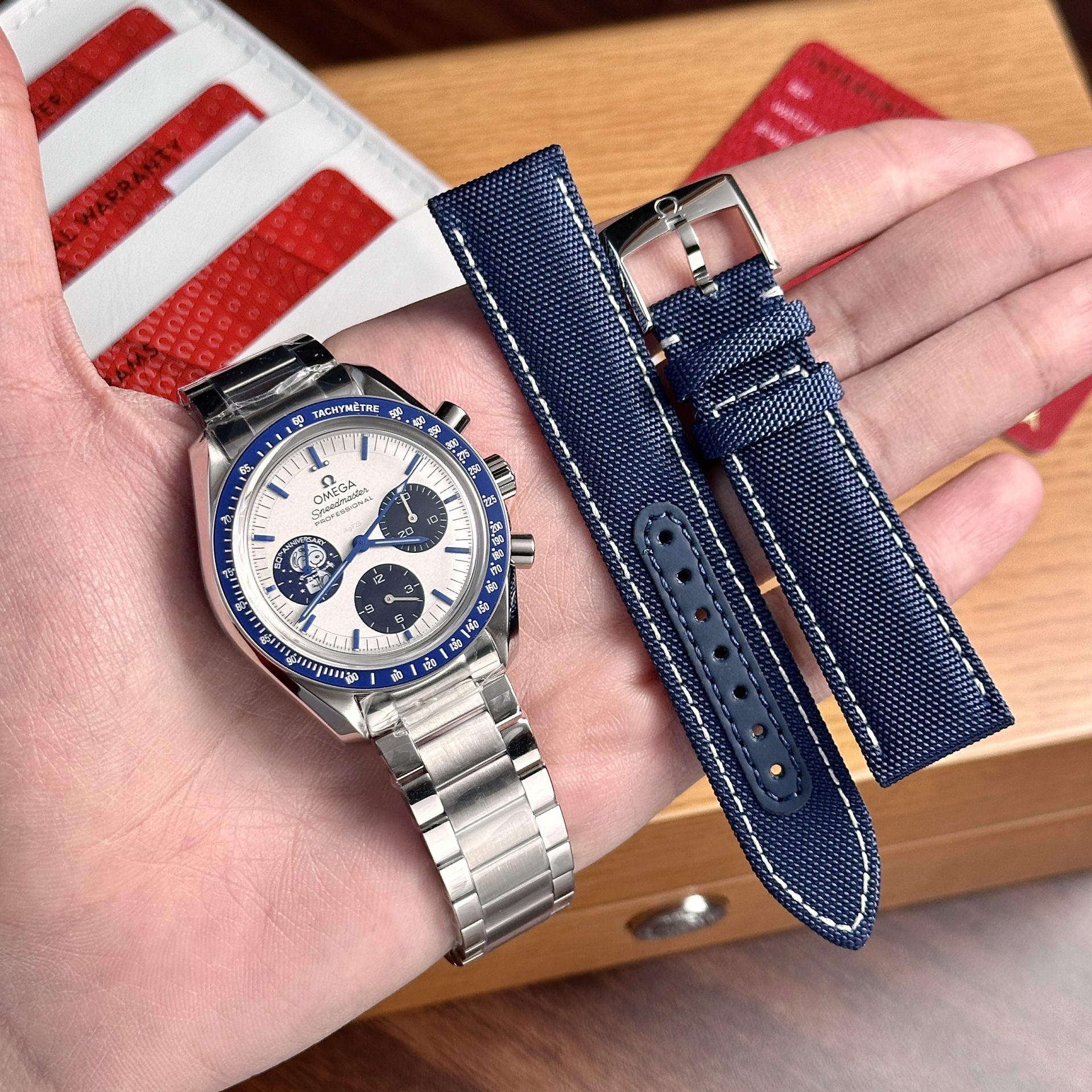 Omega Replica 1:1 Watch Speedmaster Snoopy Avard Anniversary GS Factory 42mm
