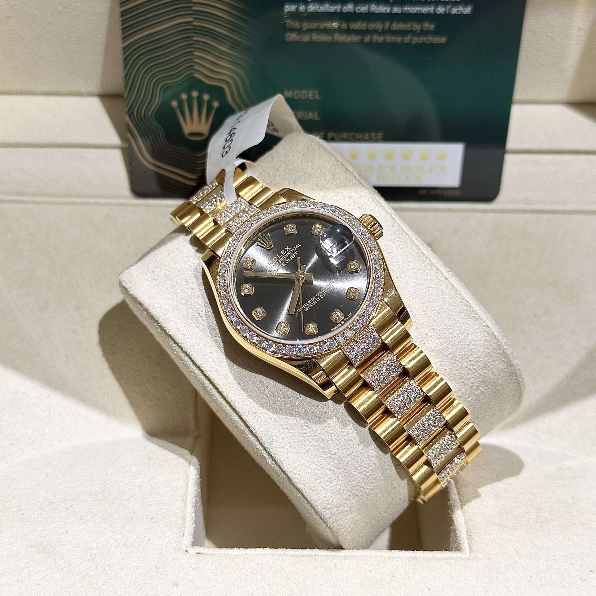 Rolex Rep 11 Watch DateJust Women s 18K Gold Wrapped With Moissanite Diamonds 31mm