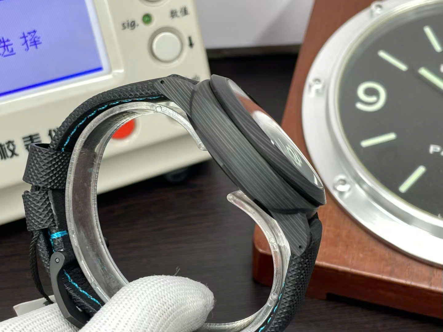 Panerai Good Imitation Watches Luminor Marina Carbotech™ PAM02661 VS Factory Men s 44mm