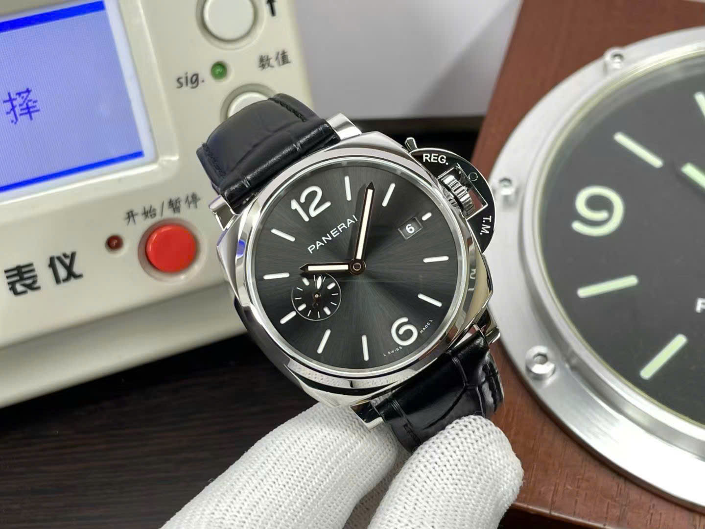 Panerai Knock Off Watches Luminor Due PAM1387 Black Leather Strap VS Factory 42mm