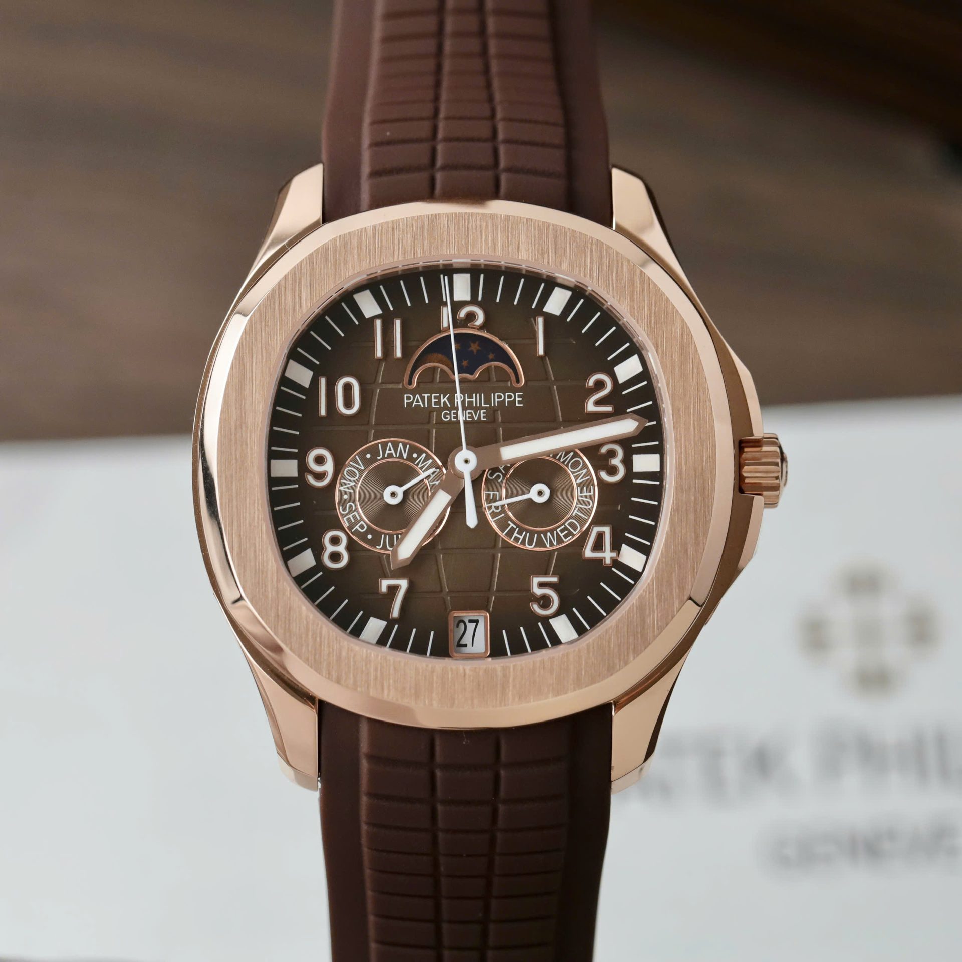 Patek Philippe Best Replica Watch Aquanaut 5261R Automatic Swiss Movement Chocolate Dial 40mm