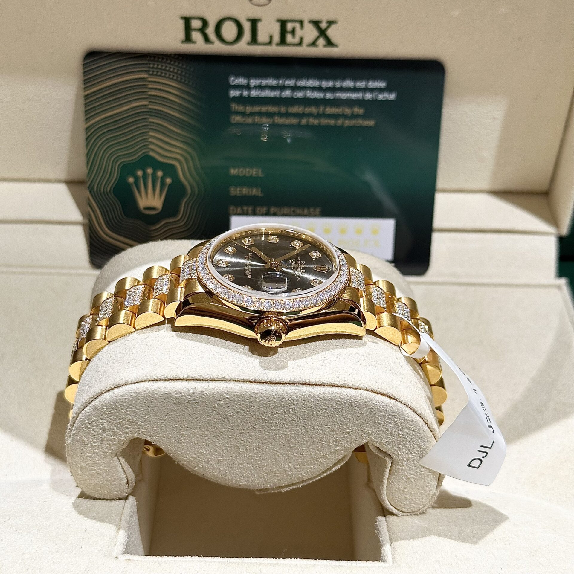 Rolex Rep 11 Watch DateJust Women s 18K Gold Wrapped With Moissanite Diamonds 31mm