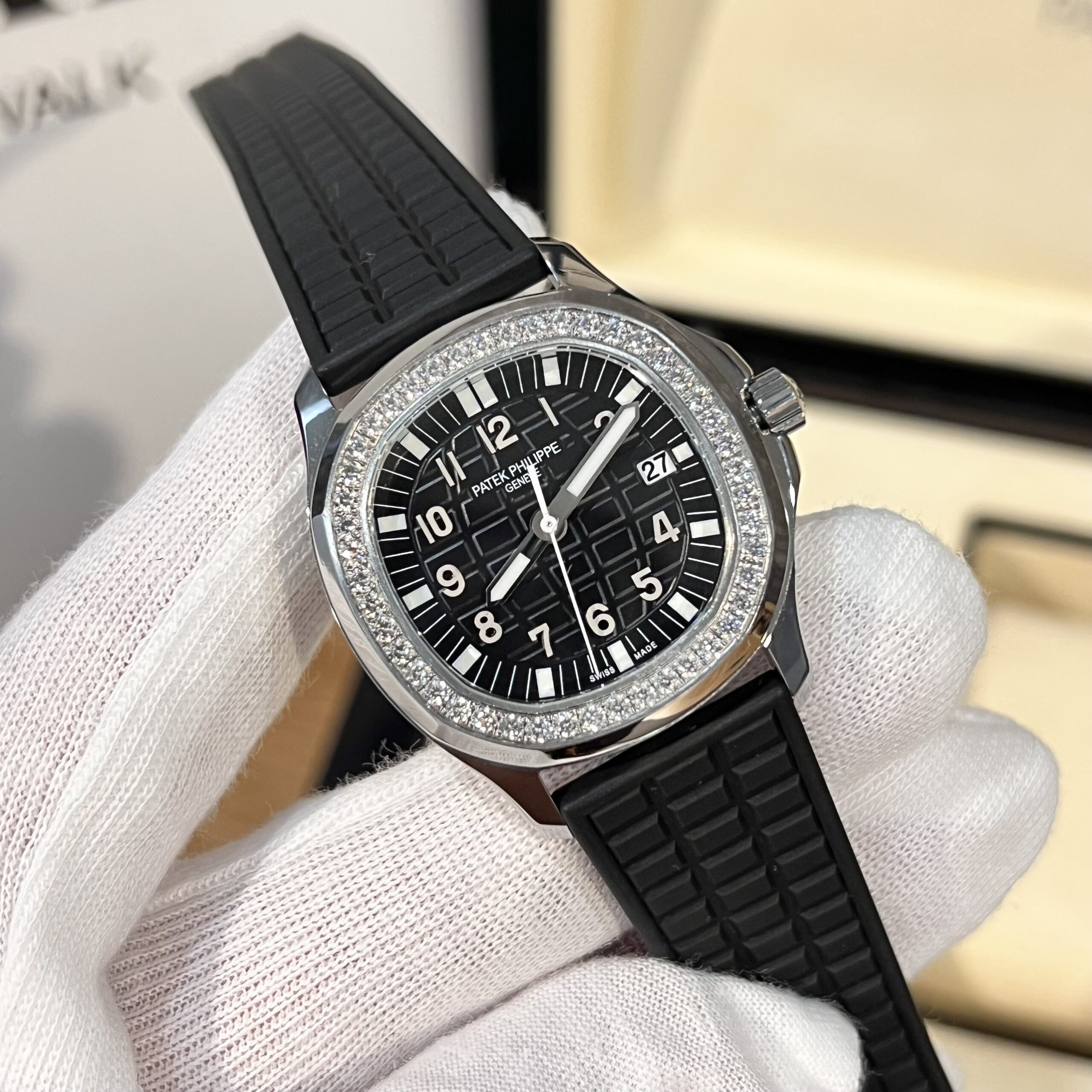 Patek Philippe Aquanaut 5067A Replica 1:1 Watch Black With Stone Bezel PPF 35.6mm