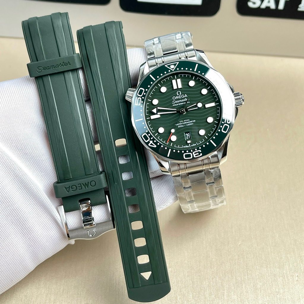 Omega Replica 11 Watch Seamaster Green Face Diver 300M Factory VS 42mm