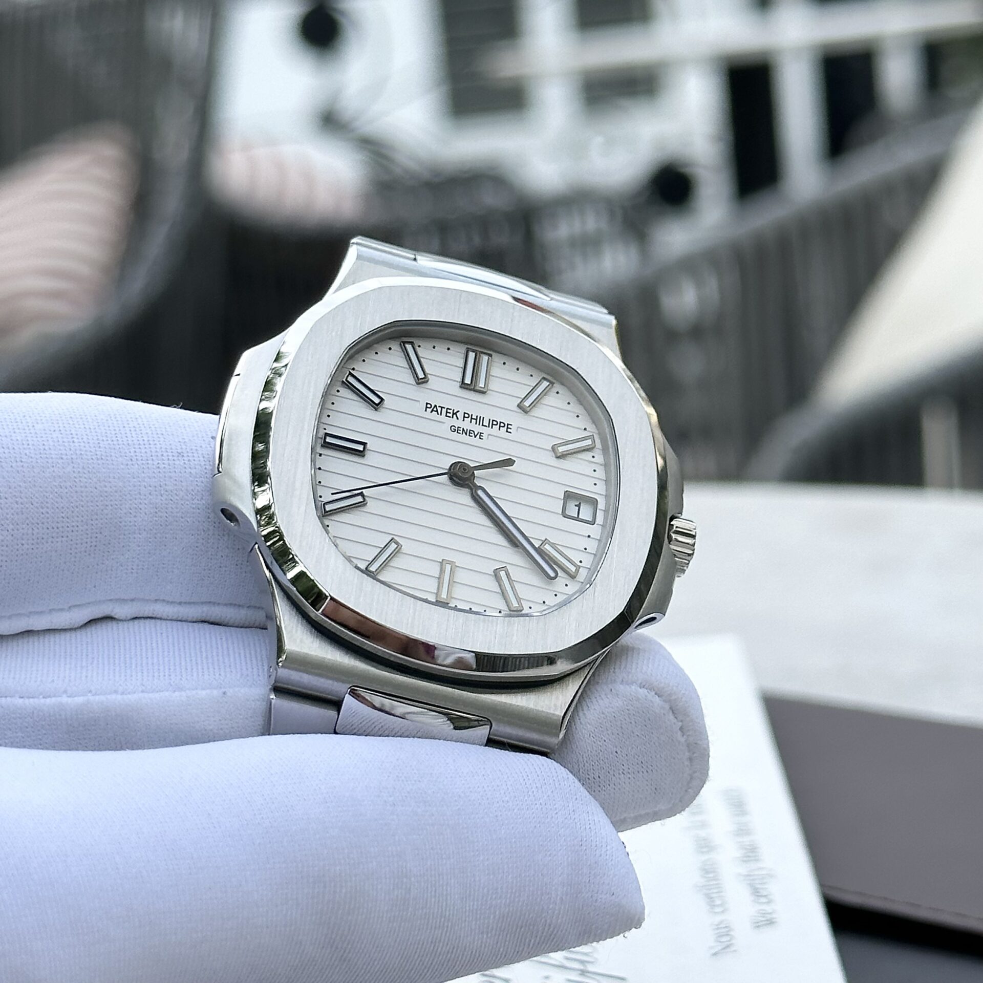 Patek Philippe Nautilus 5711 Rep 1:1 White Dial Luminous Markers Factory 3K 40mm