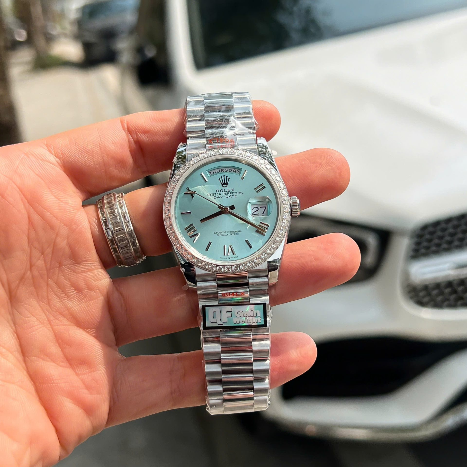 Rolex Replica Watches Watch Day-Date Ice Blue Weight 158Grams Bezel Diamonds Moissanite QF 36mm