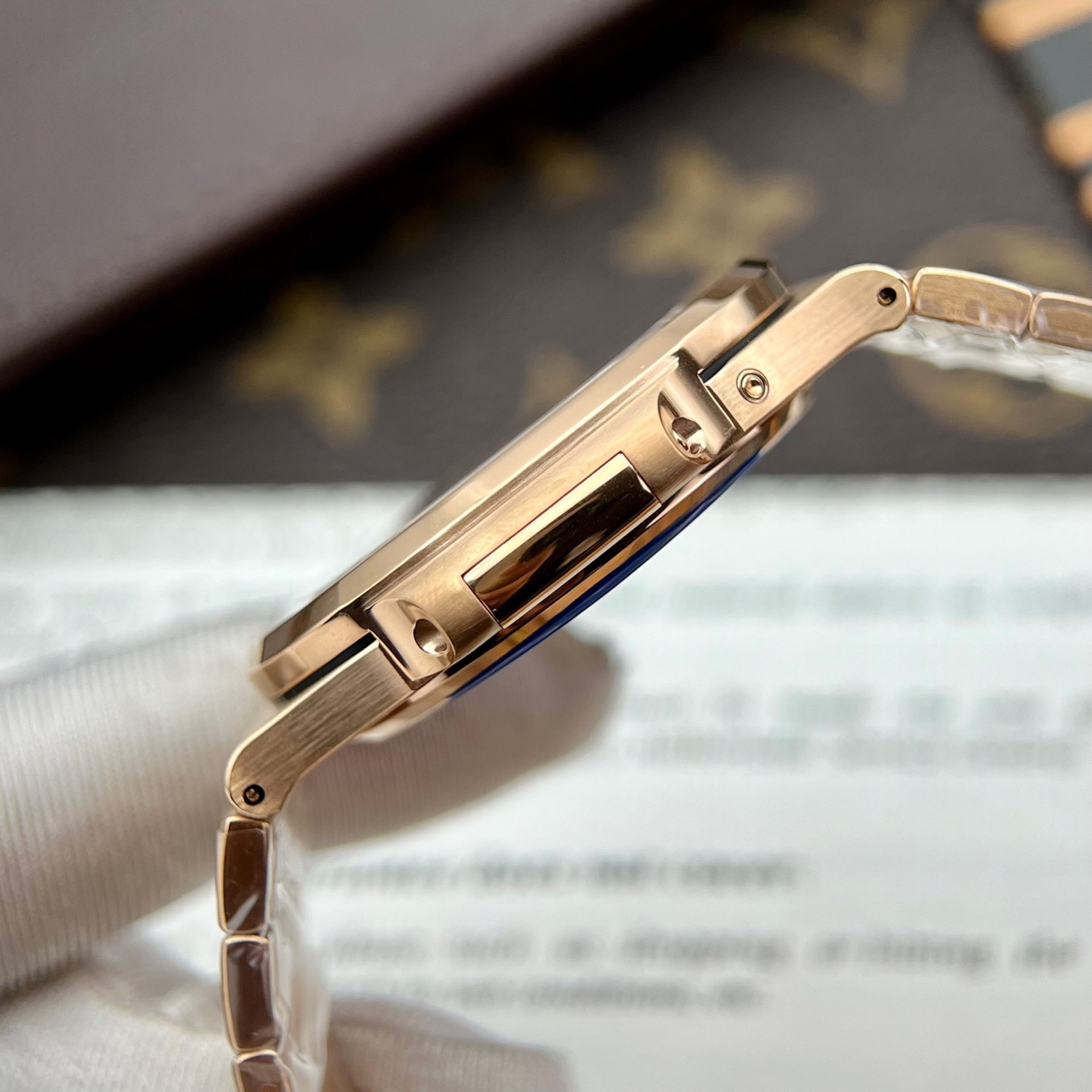 Patek Philippe Replica 1:1 Watch Nautilus 5712 Rose Gold Factory PPF V2 40mm