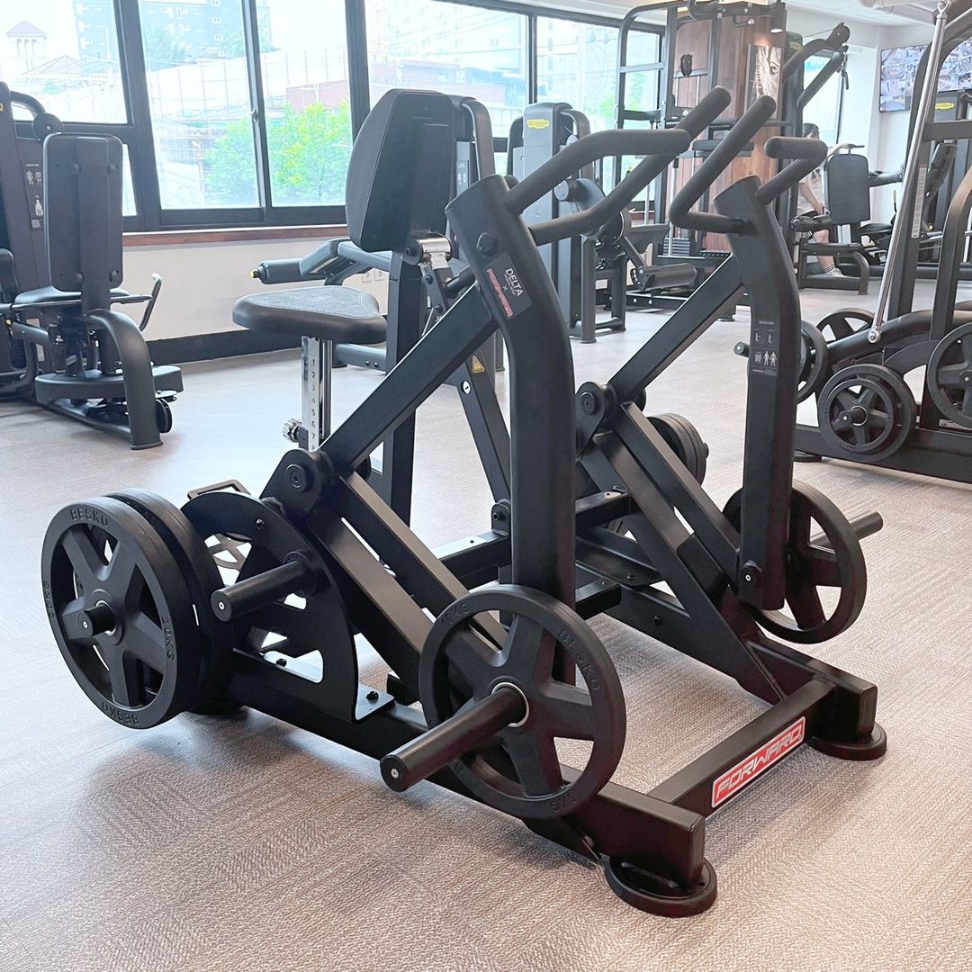SEATED ROW FORWARD FWHM-004 PLATE LOADED