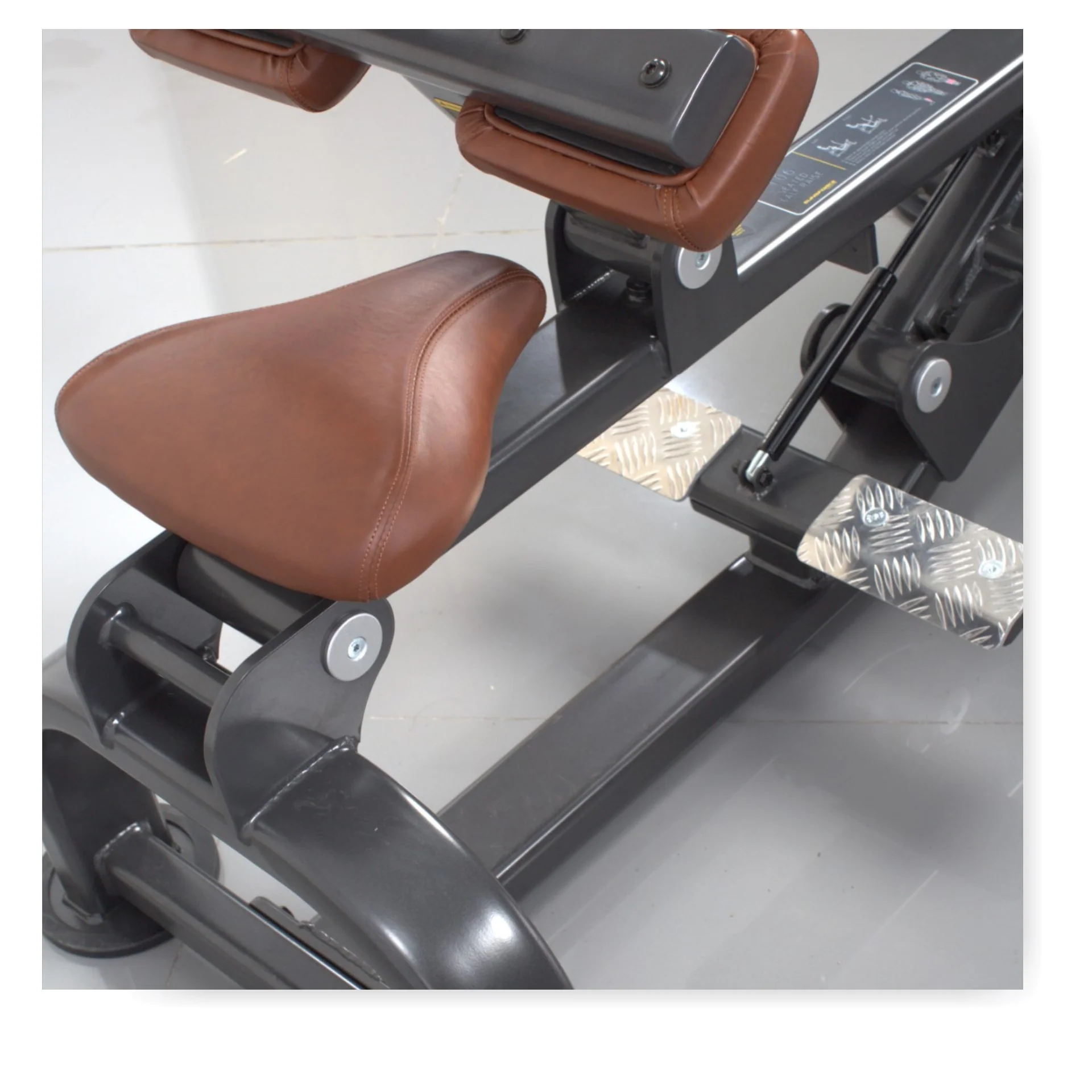 SEATED CALF RAISE PLATE LOADED