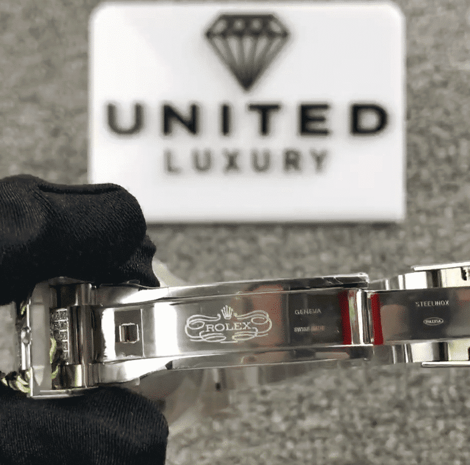 Rolex Submariner Hulk 116610LV Diamond Green Dial Iced Out Replica